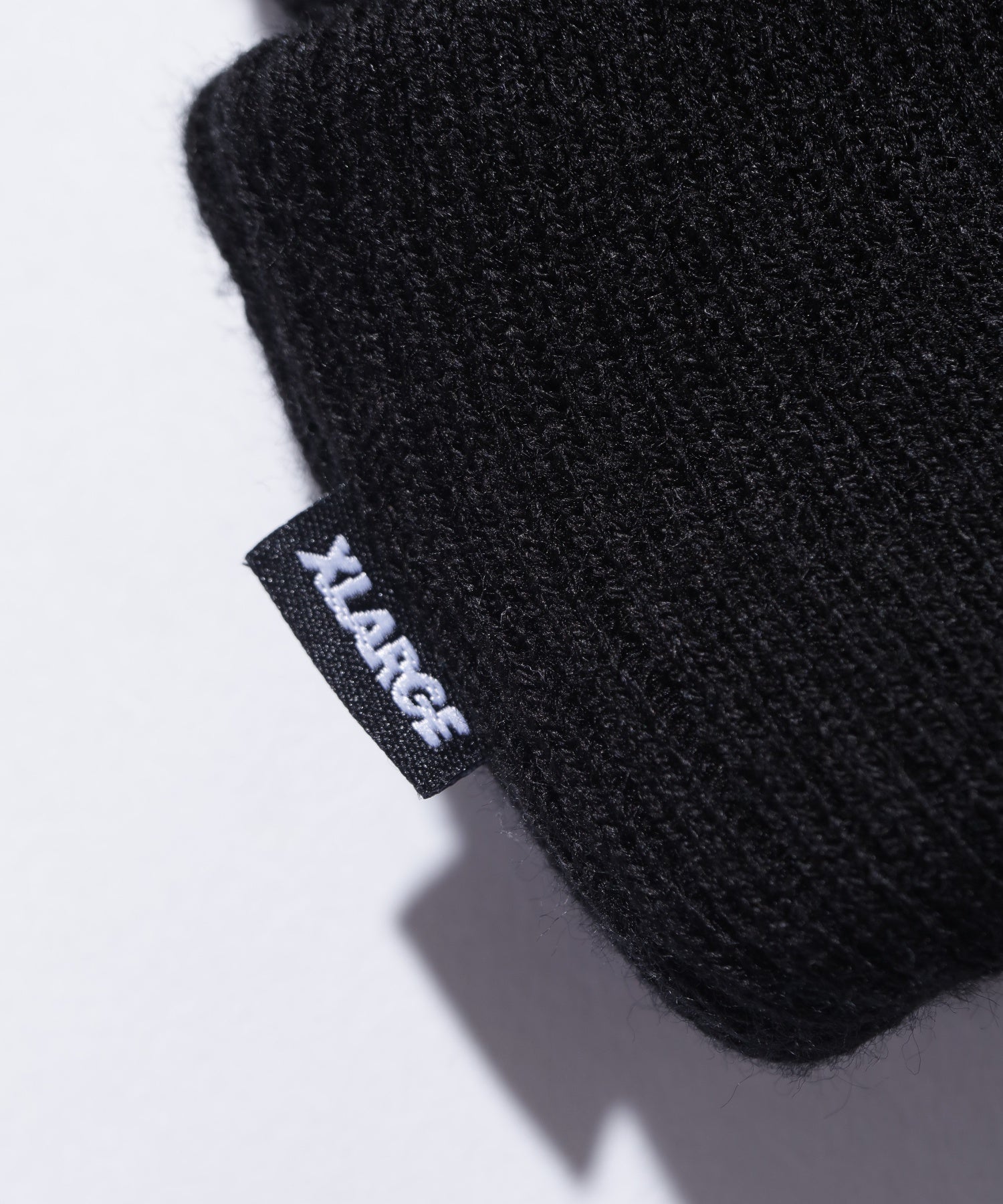 EMBROIDERED LOGO CUFF BEANIE