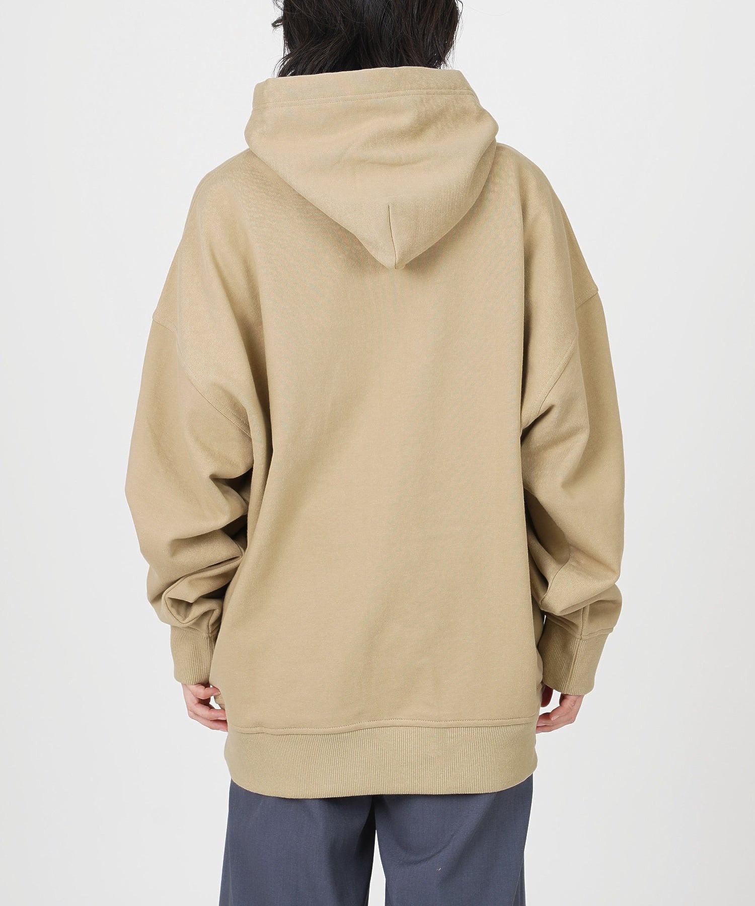 model:身長：156cm 着用サイズ：Lサイズ