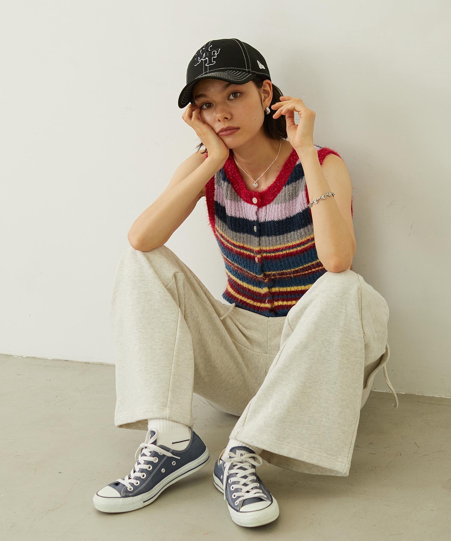 TWO-TYPE STRIPED KNIT VEST