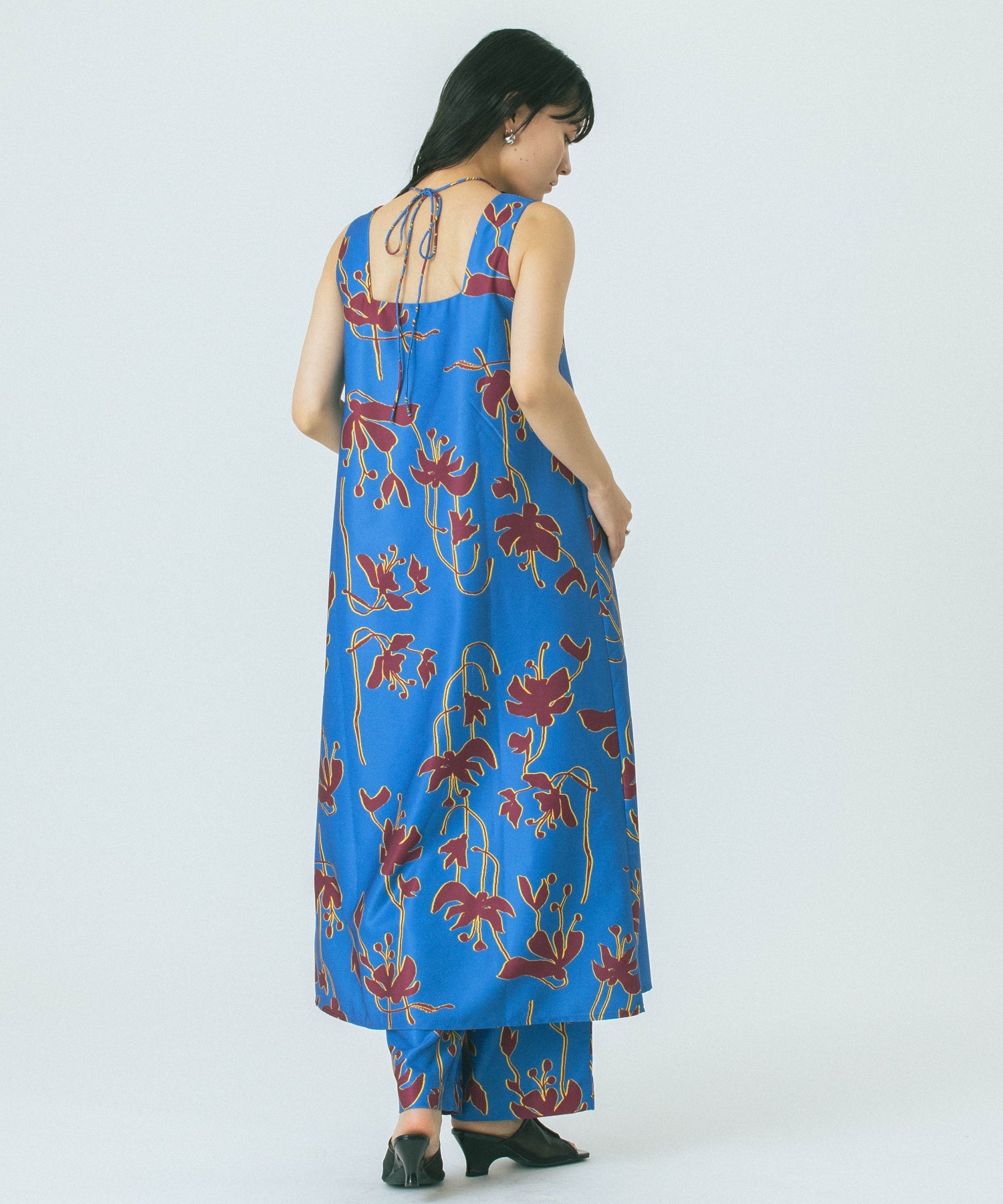 FLOWER PRINT PANTS