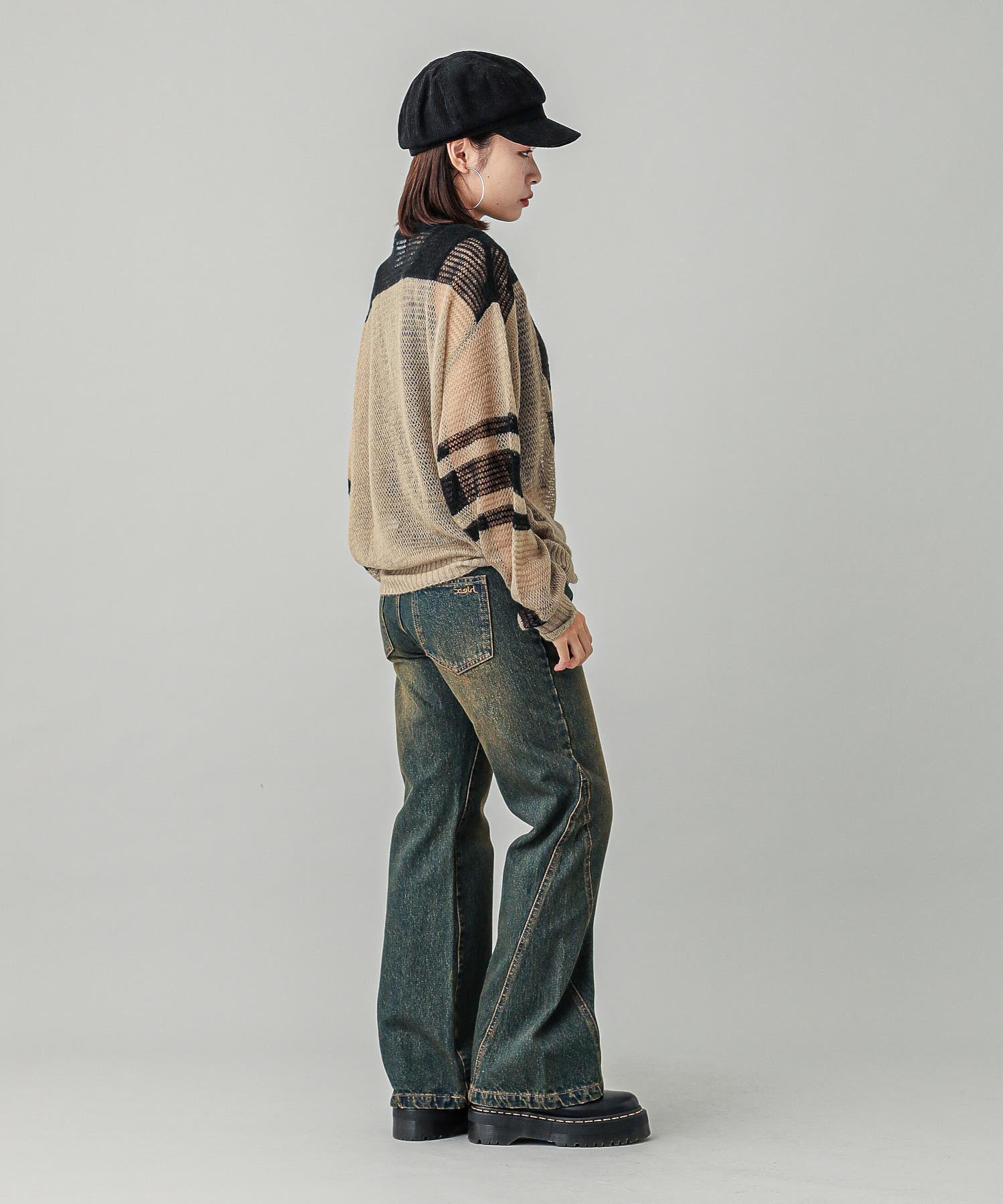 NUMBERING KNIT TOP
