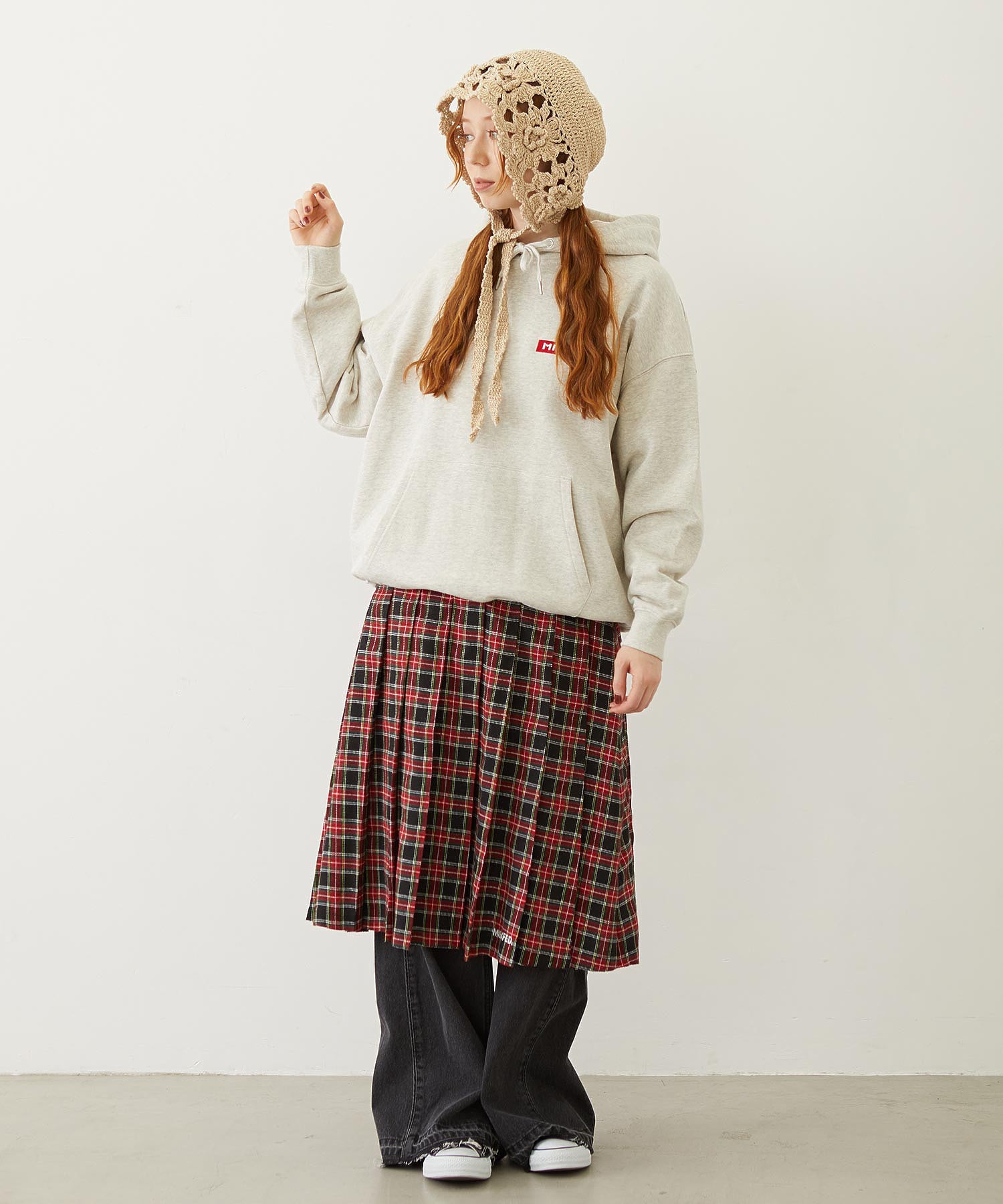 FLOWER KNIT BONNET