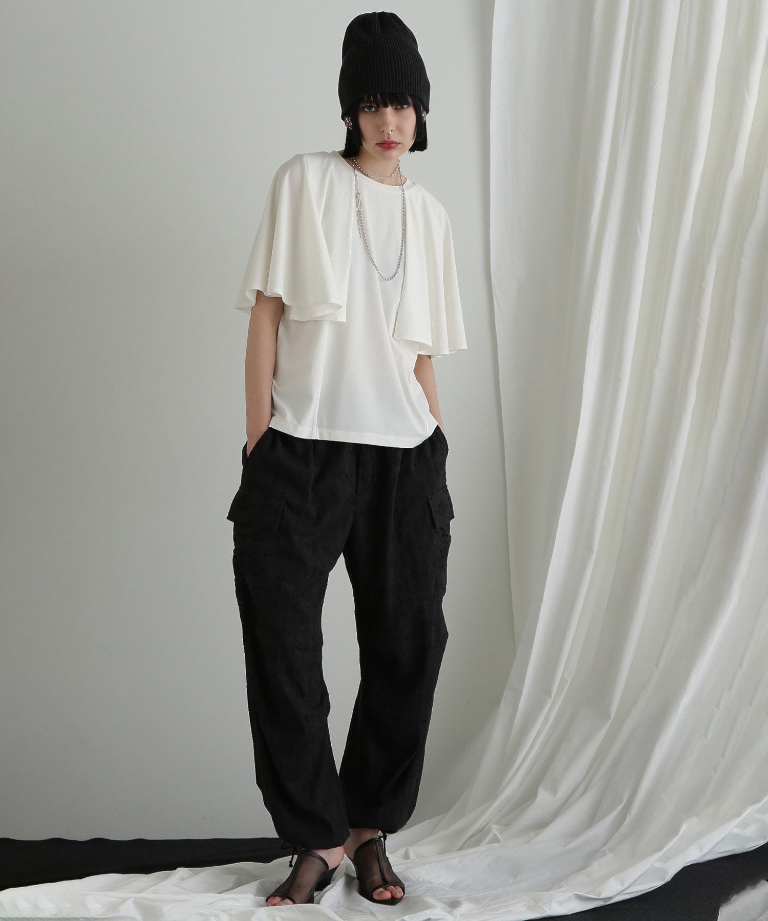 レースカーゴパンツ