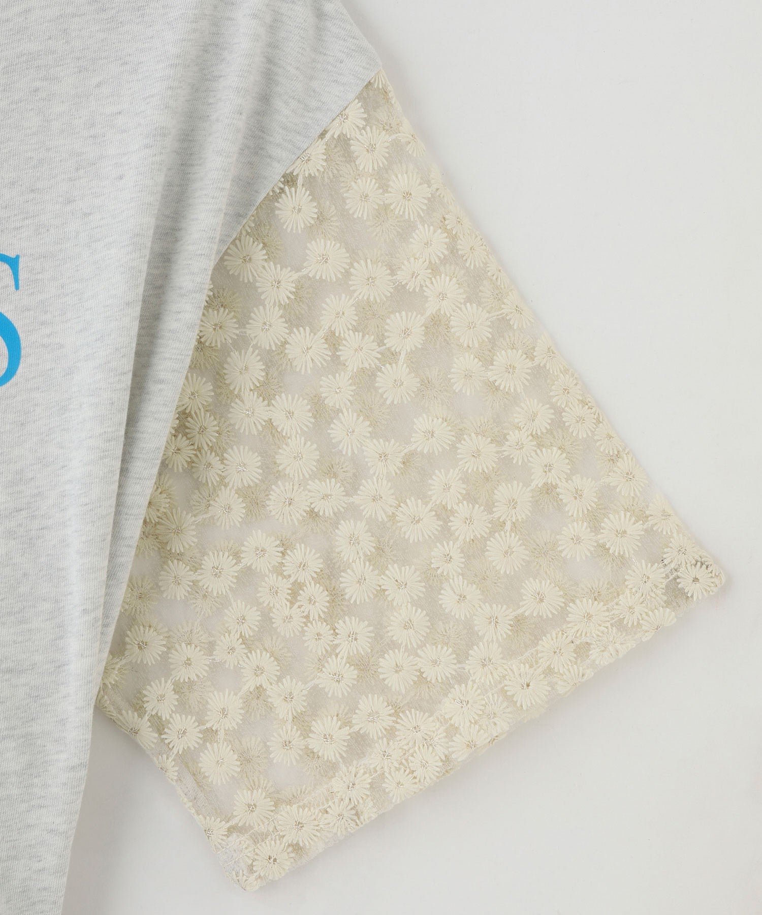 OKIRAKU×ROSE BUD/DAISY SLEEVE GRAPHIC TEE