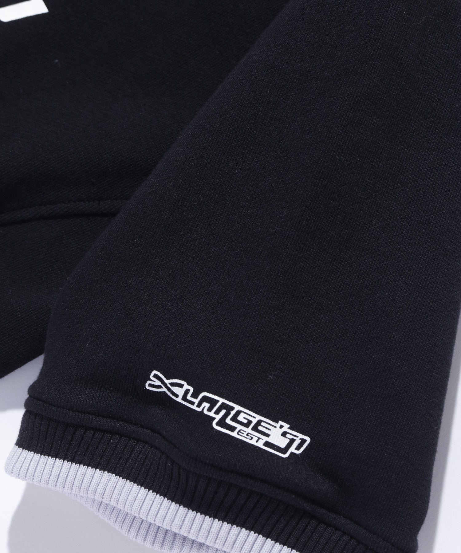 ZIP UP S/S SWEATSHIRT