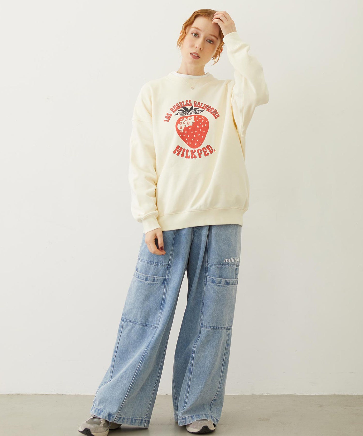 STRAWBERRY SWEAT TOP