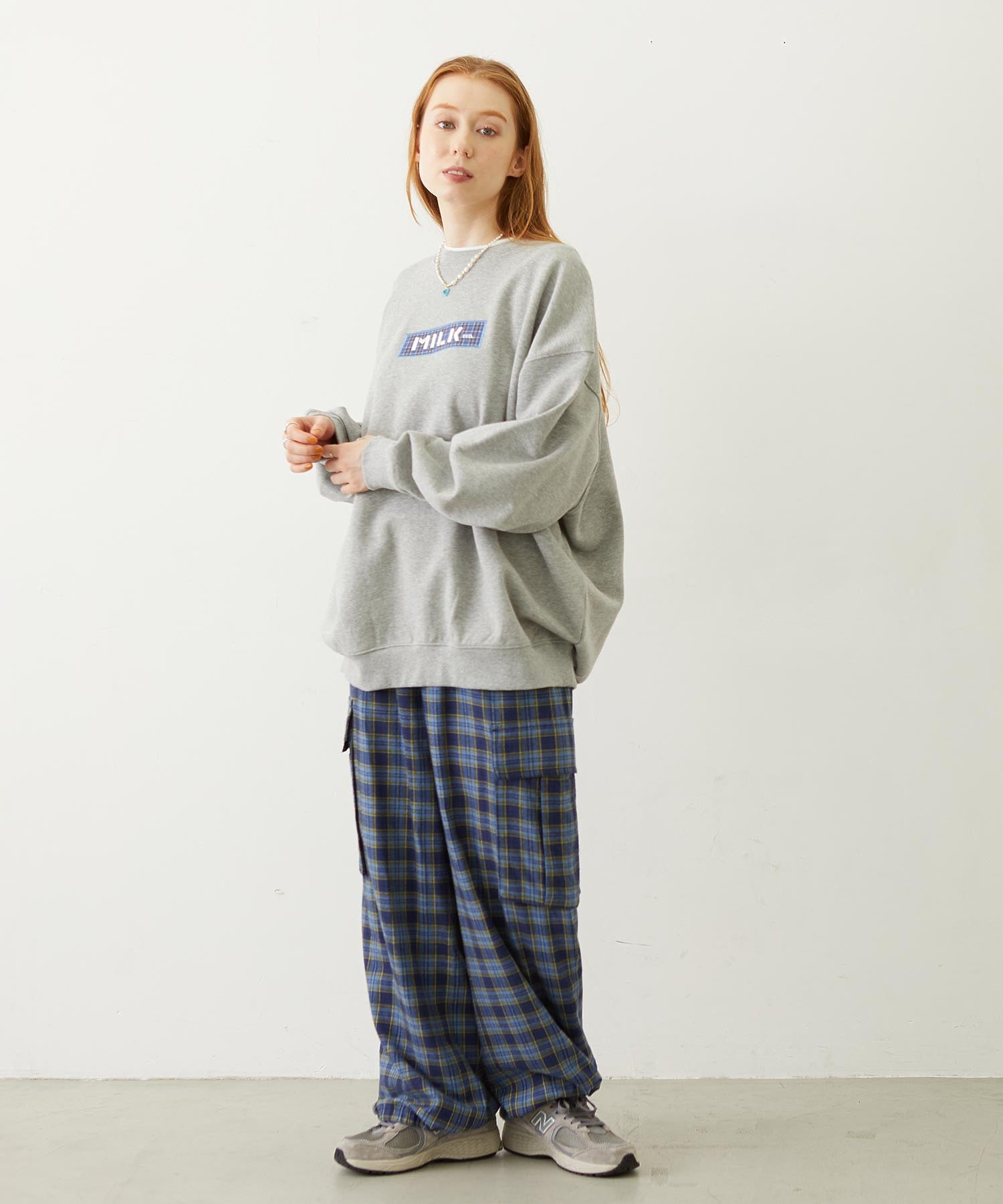 CHECKERED BAR LOGO SWEAT TOP