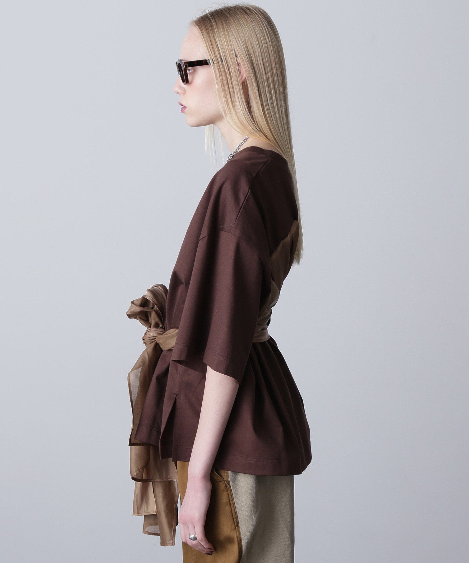 mici/BACK RIBBON S/S TEE
