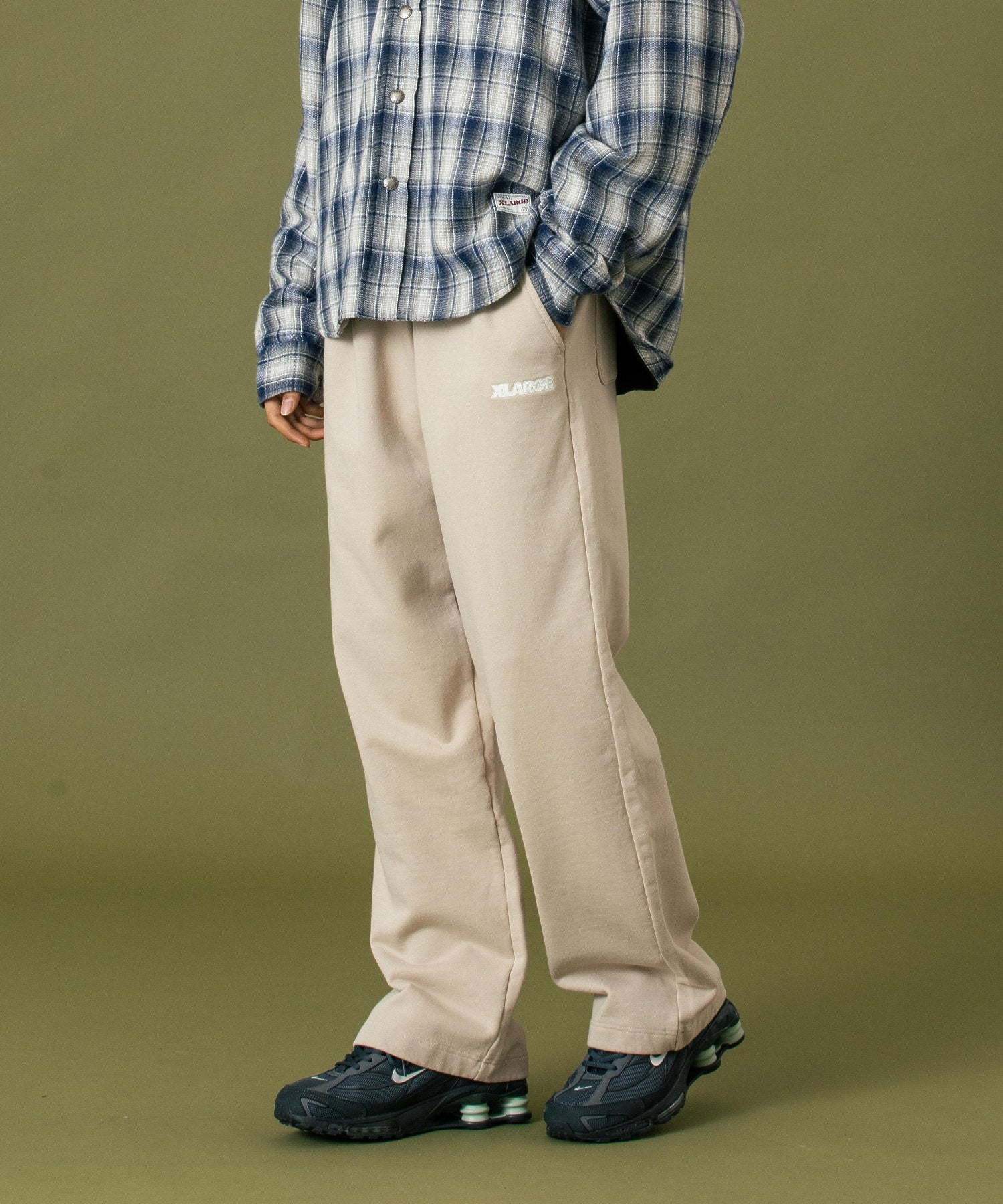 MODEL 身長183cm / 着用サイズ：Lサイズ