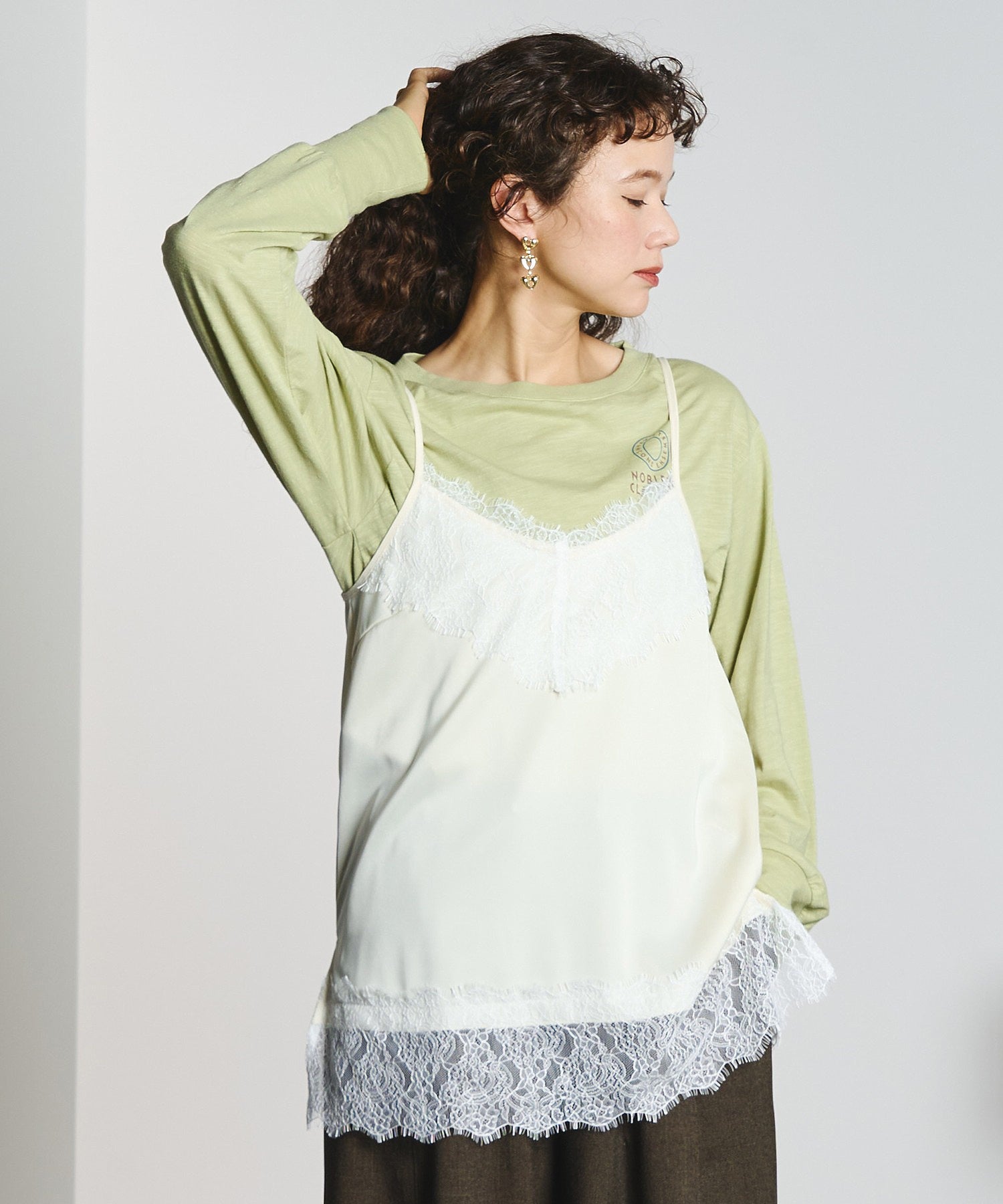 mag.by c/LOGO L/S TEE