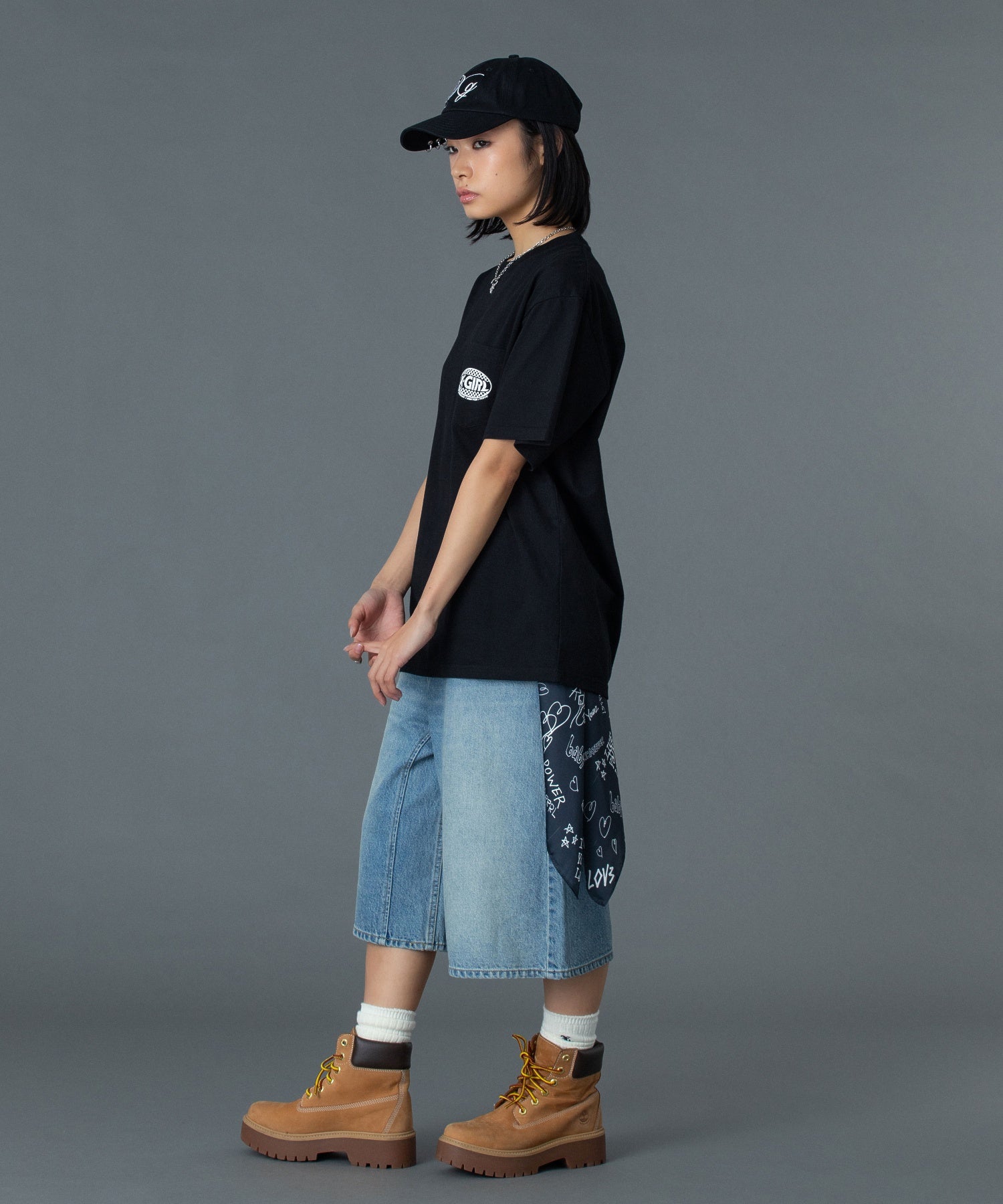 CHECKER OVAL LOGO POCKET S/S TEE