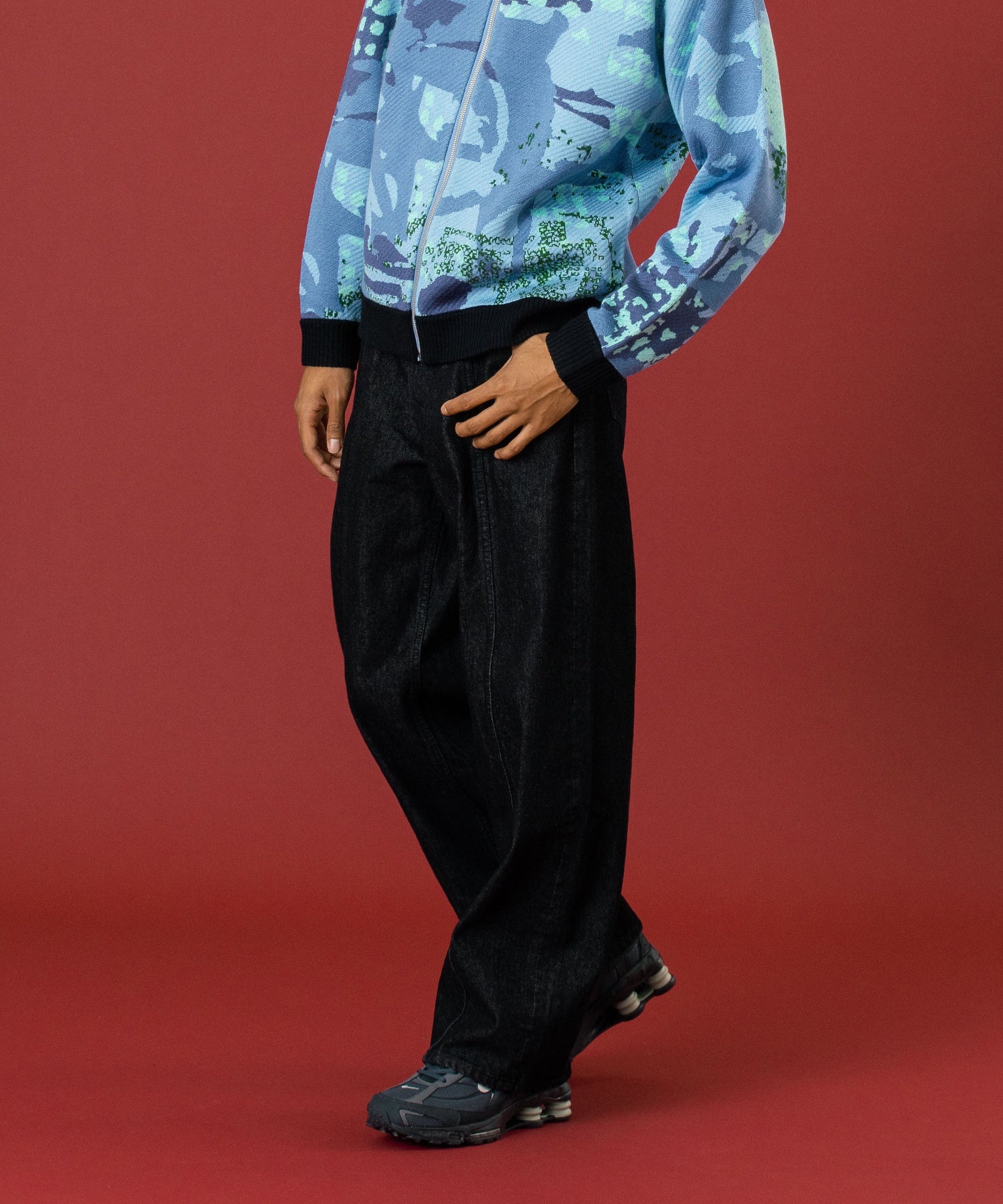 MODEL 身長185cm / 着用サイズ：34inch