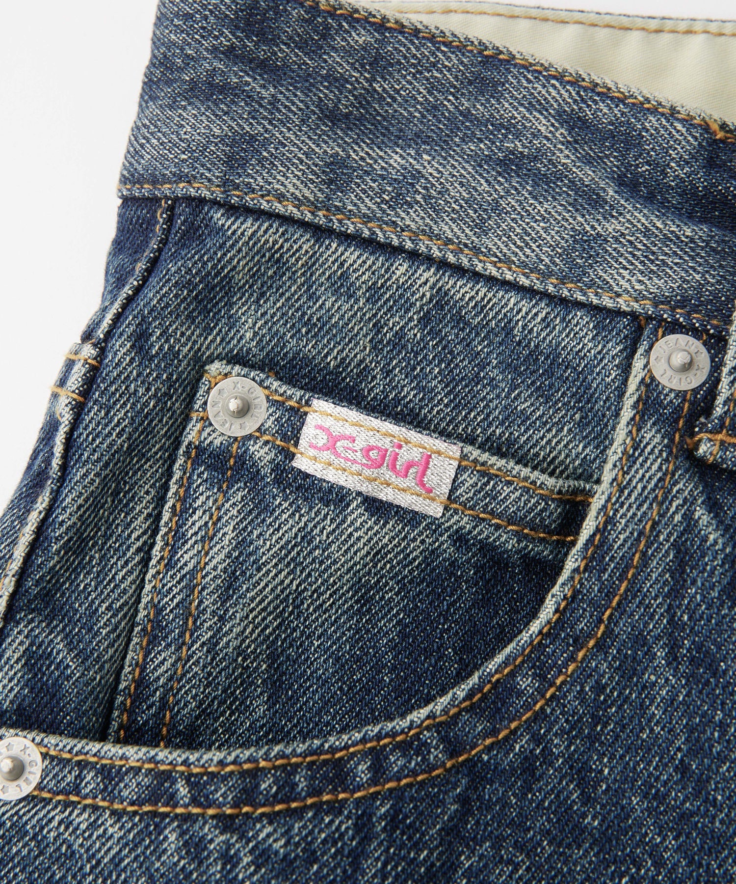 LOGO PATCH WIDE TAPERED DENIM PANTS