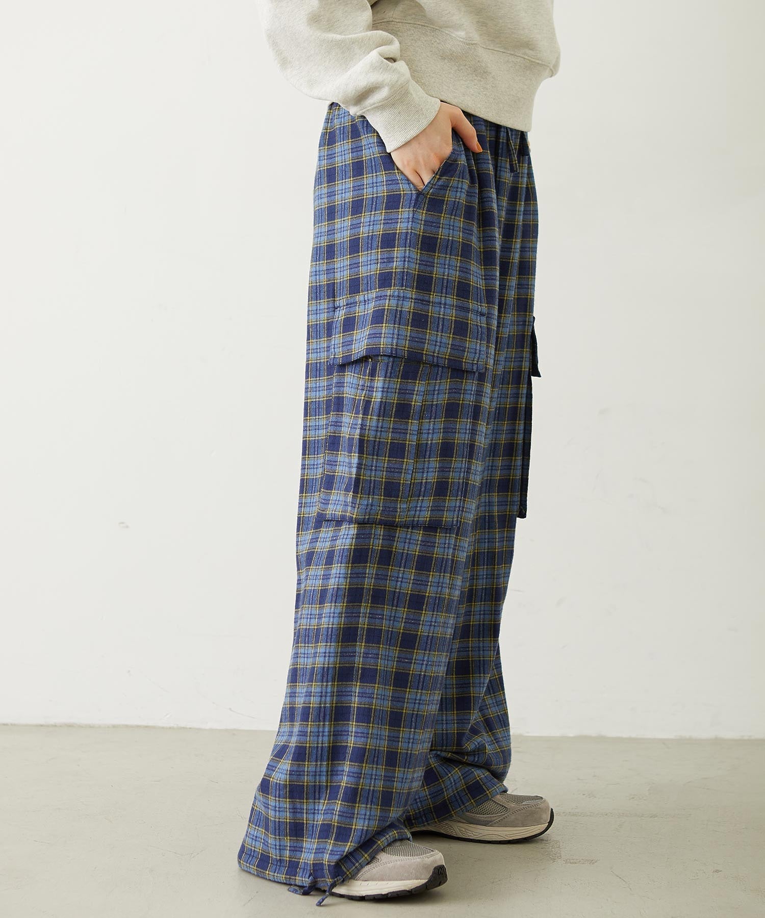 CHECKED CARGO PANTS