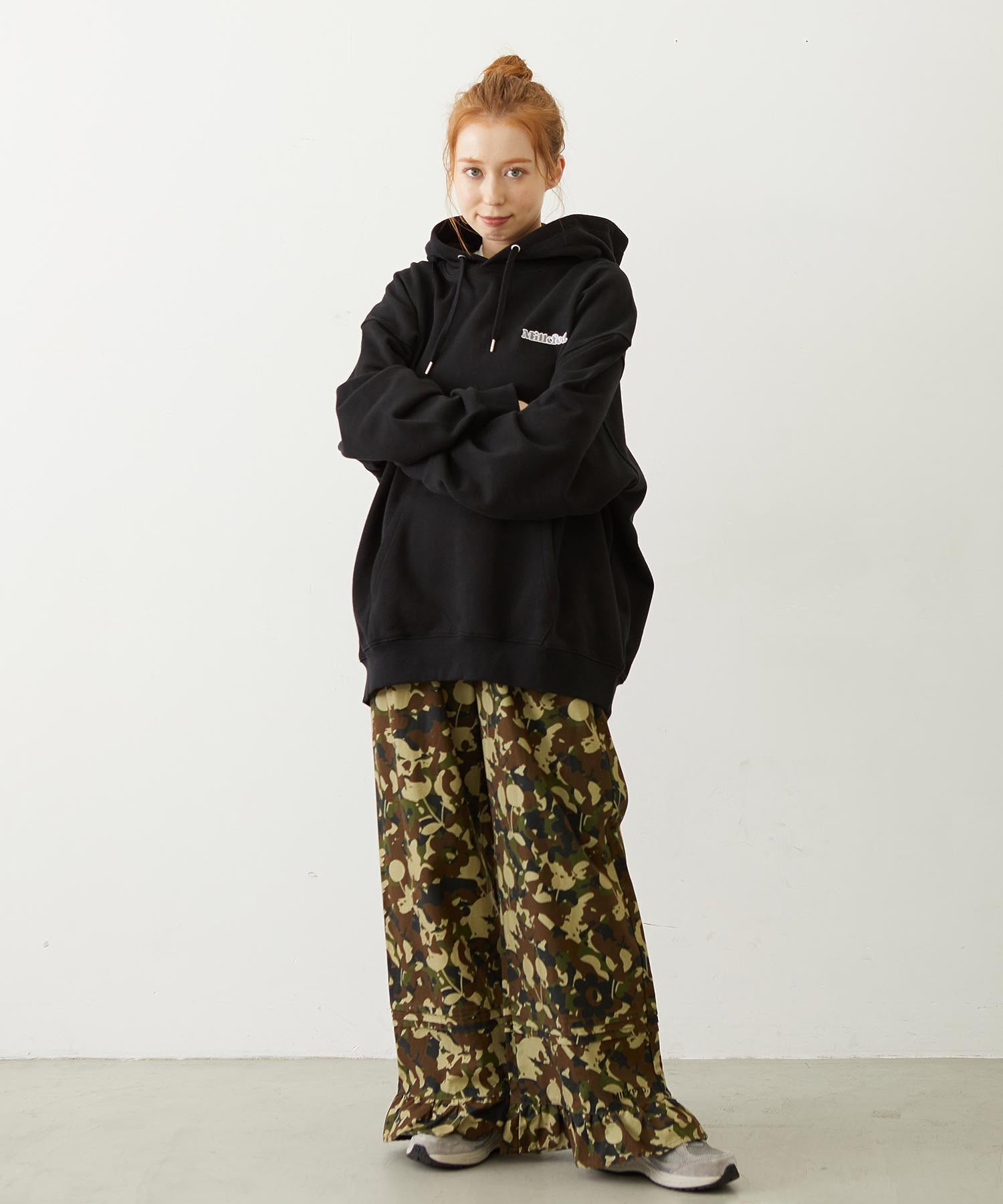 FRILL HEM CAMO PANTS