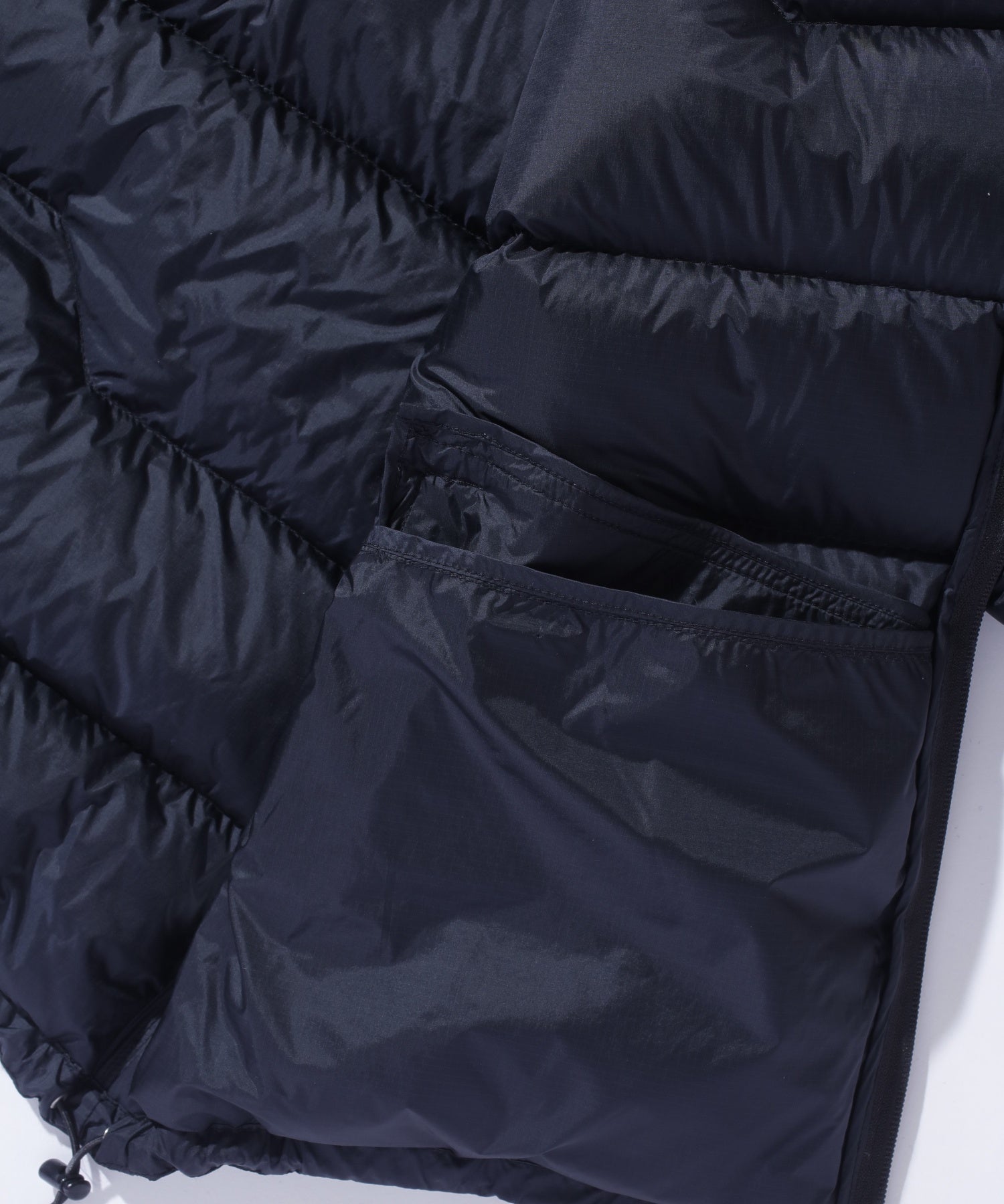 RIPSTOP HOODED DOWN JACKET