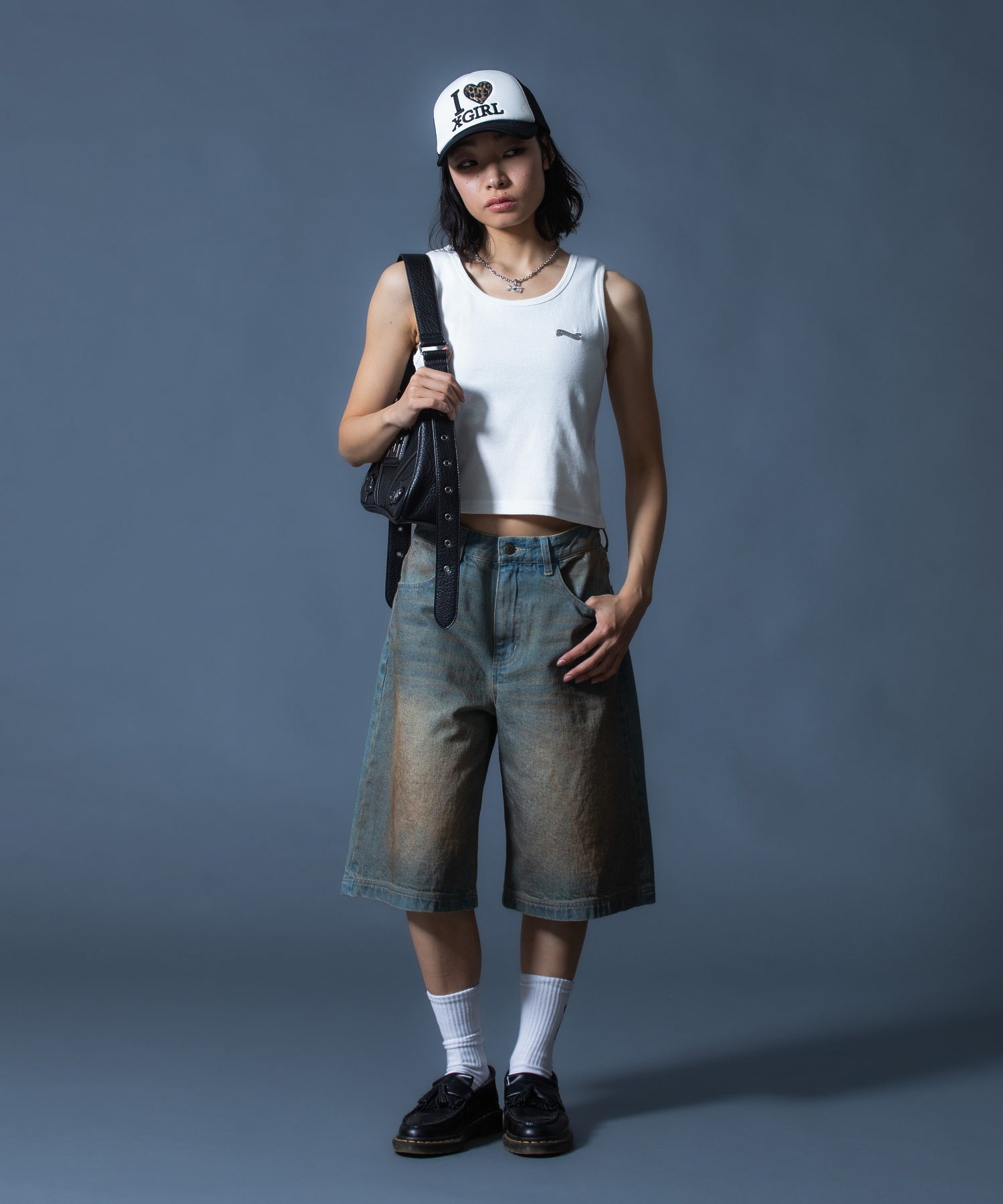 METAL NAME LOGO TANK TOP