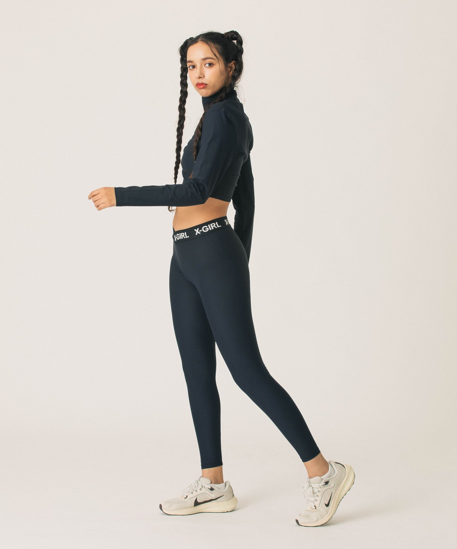 HIGH NECK SHORT LS TOP