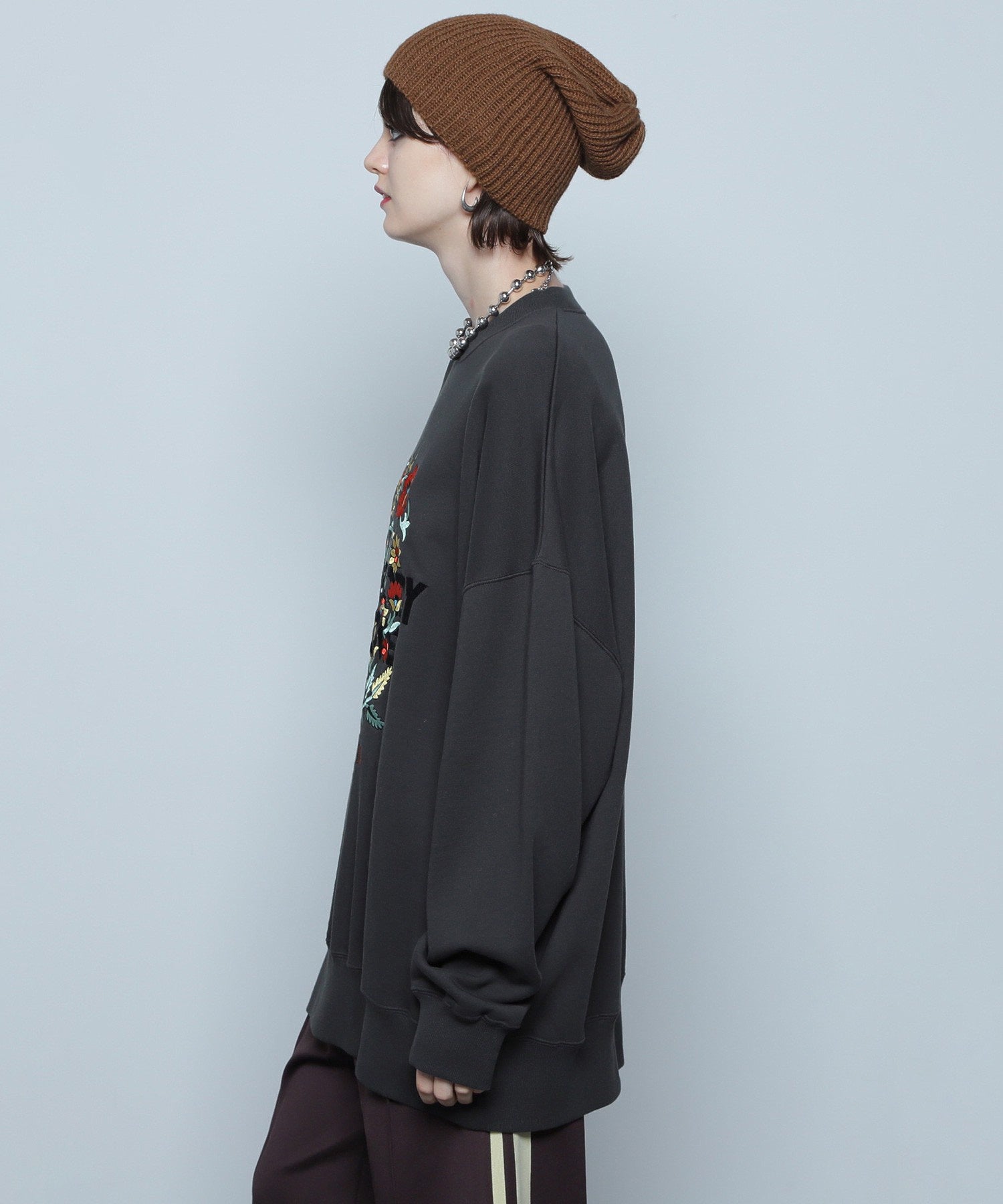 QUEEN エンブロイダリービッグスウェット