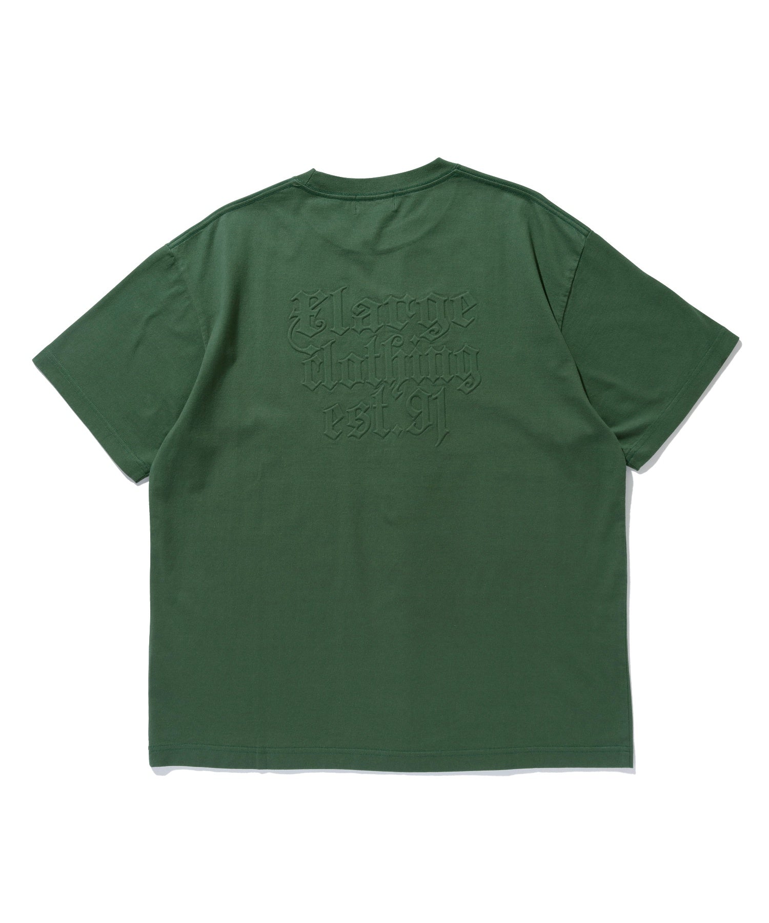 EMBOSSED OLD ENGLISH S/S TEE