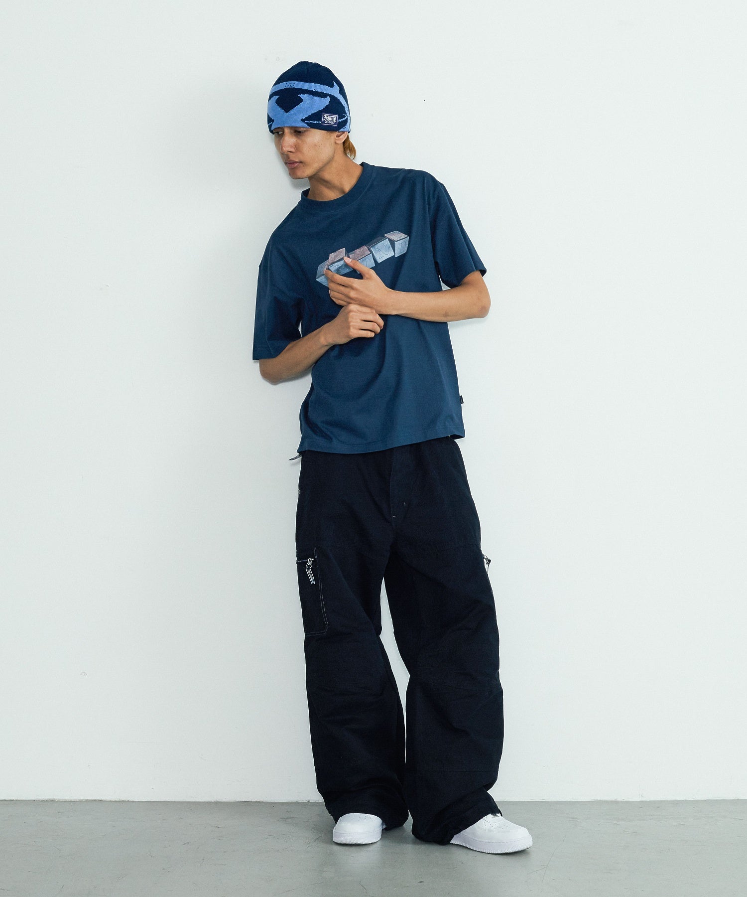 X MONSTER LOGO BEANIE