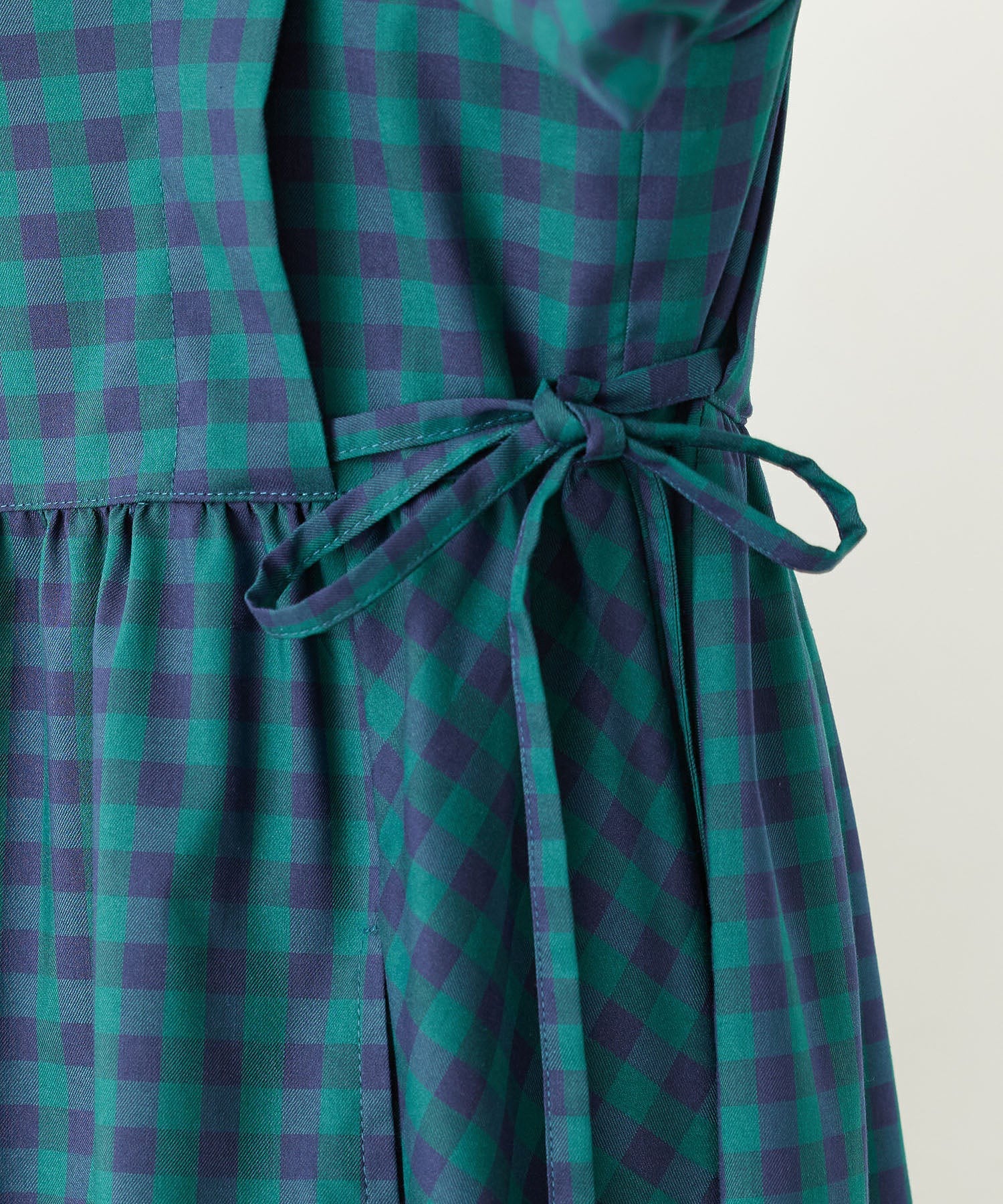 SIDE RIBBON PLAID DRESS MILKFED.