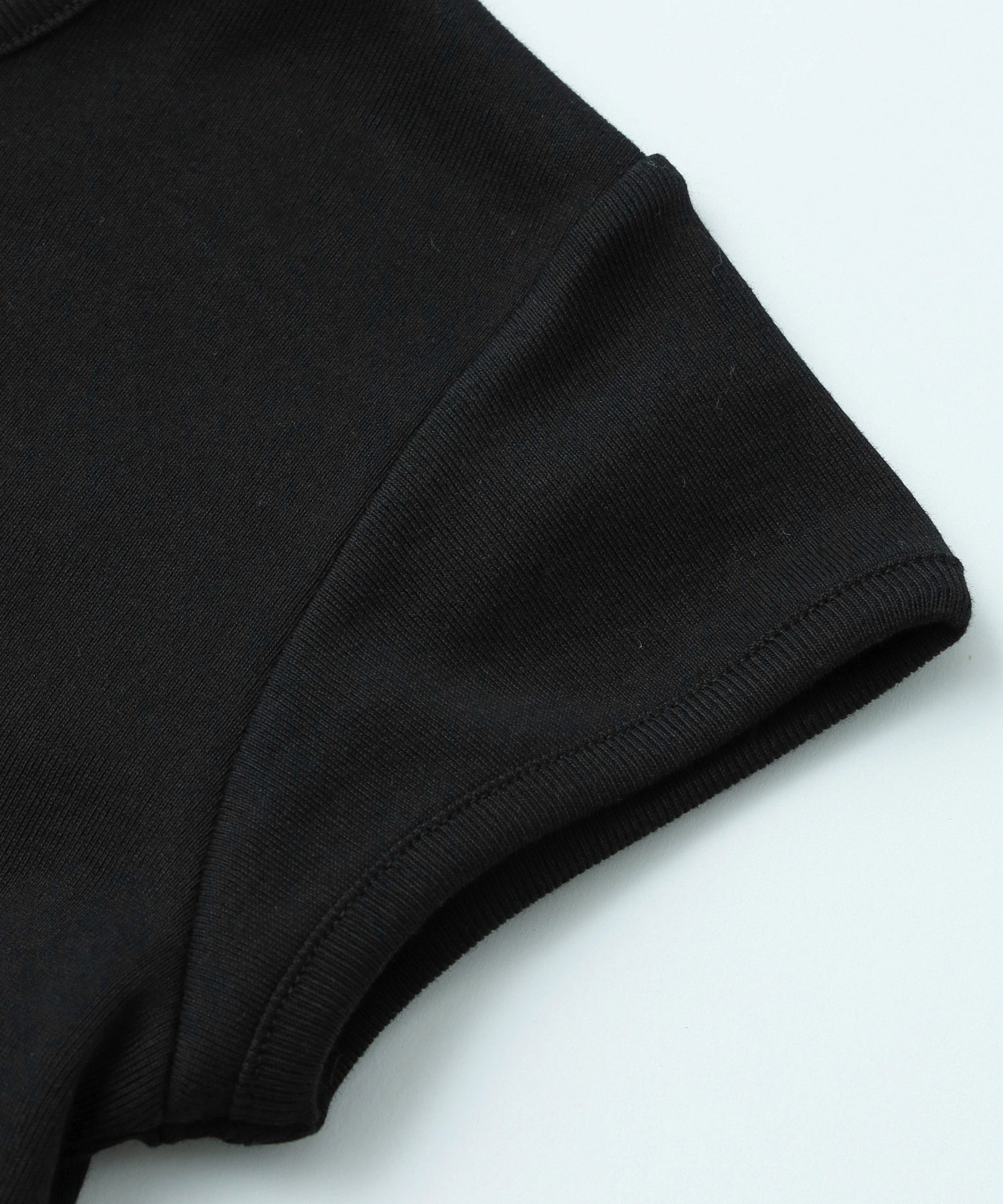 RHINESTONE OVAL CURSIVE LOGO S/S BABY TEE