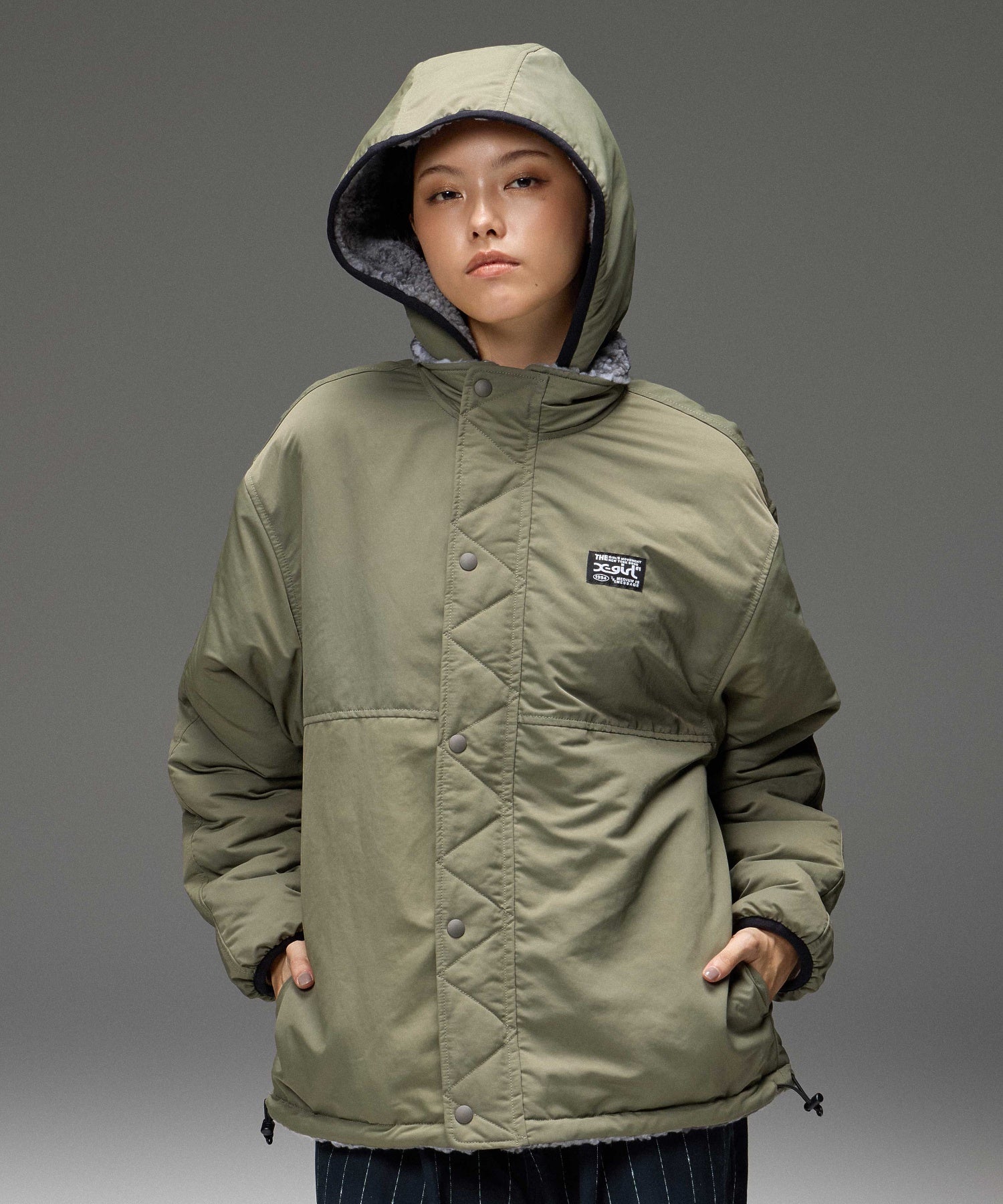 BRUSHED COLLAGE GRAPHIC REVERSIBLE BOA BLOUSON