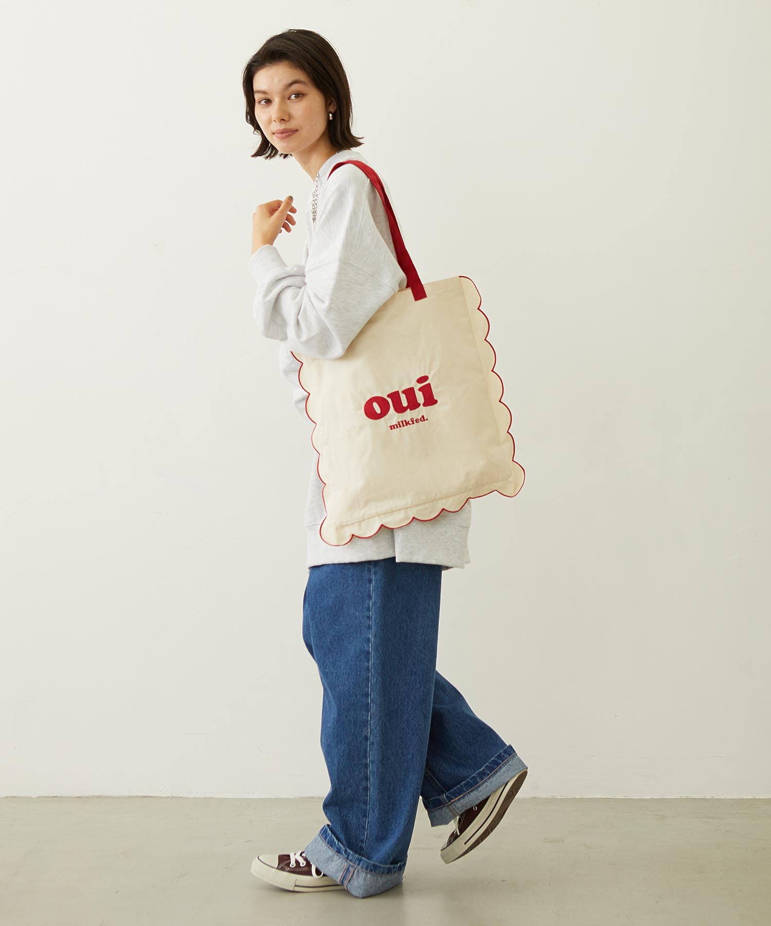 RUFFLE TOTE BAG