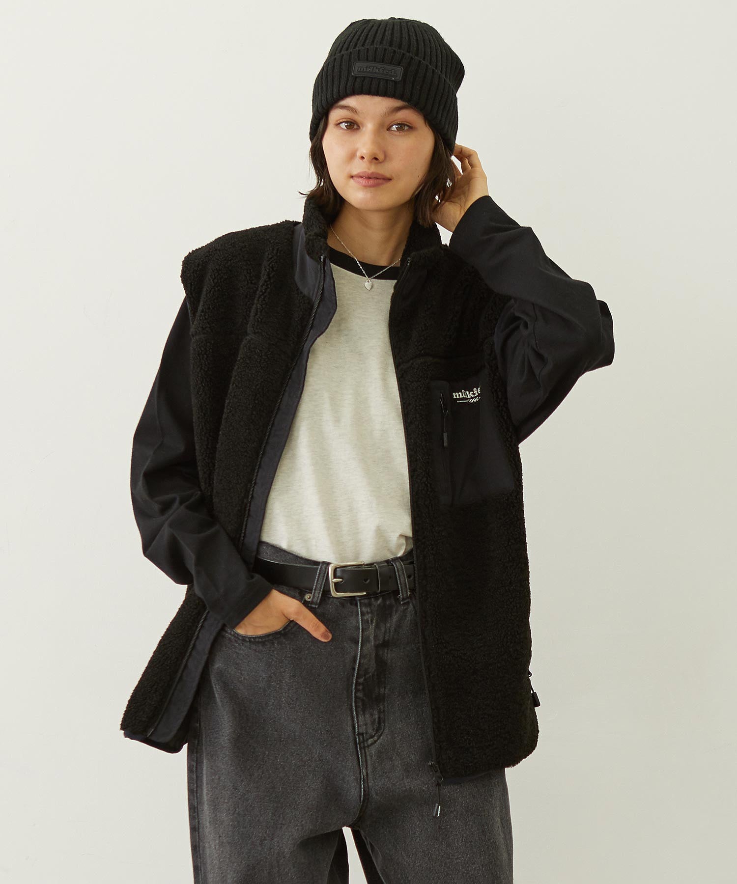 LOGO BOA VEST