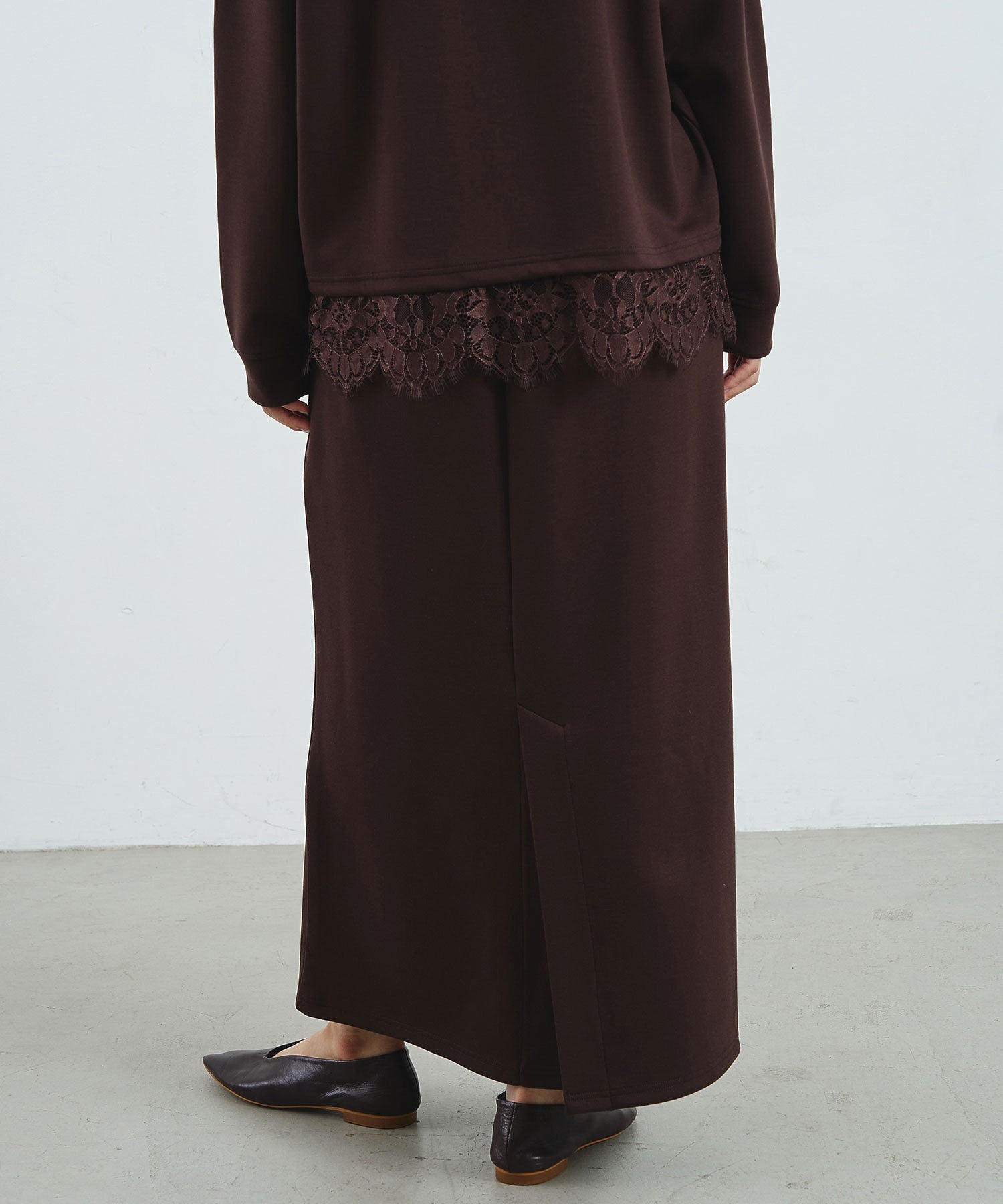 LACE HEM TOP AND SKIRT SET