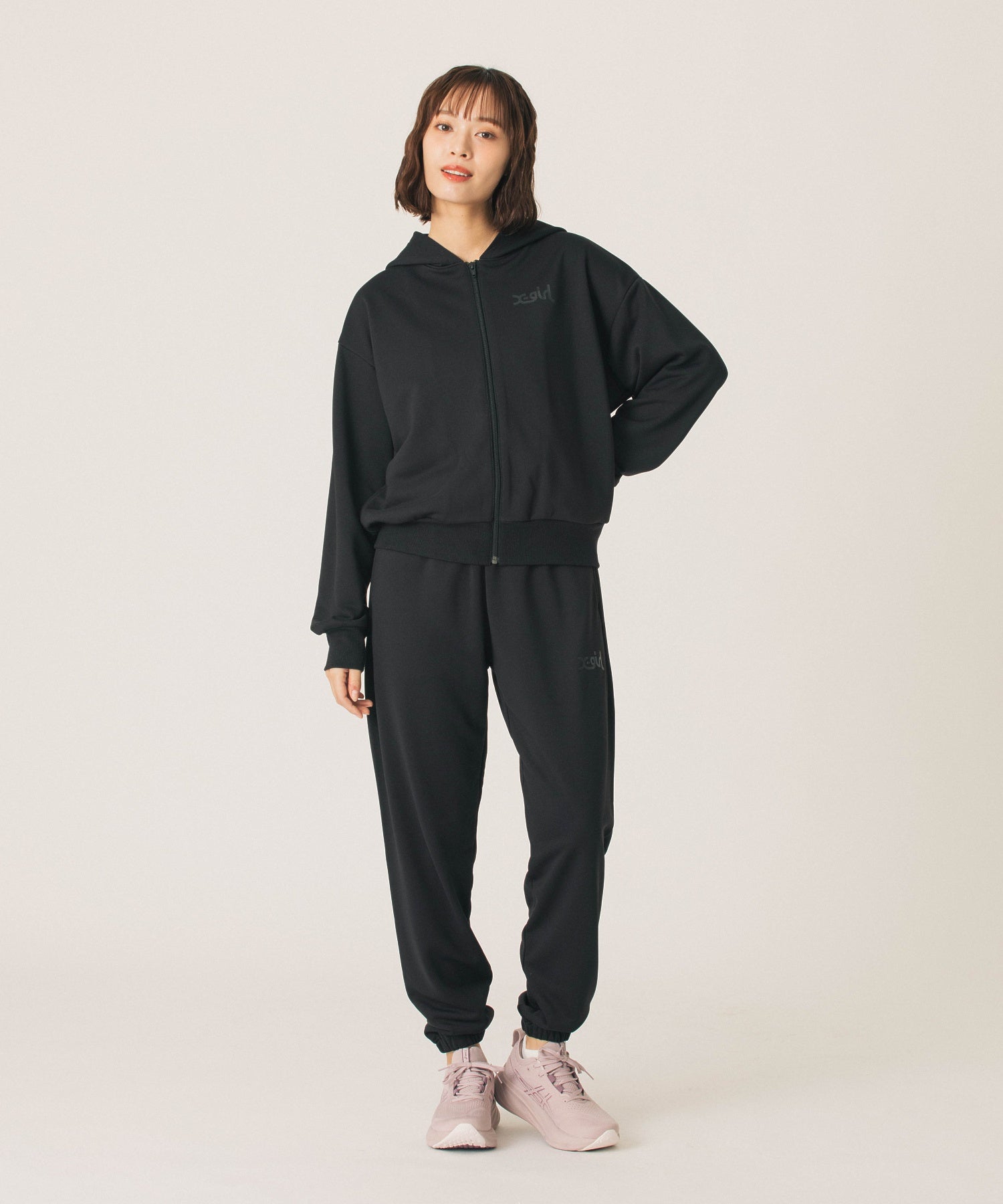 SWEAT PANTS