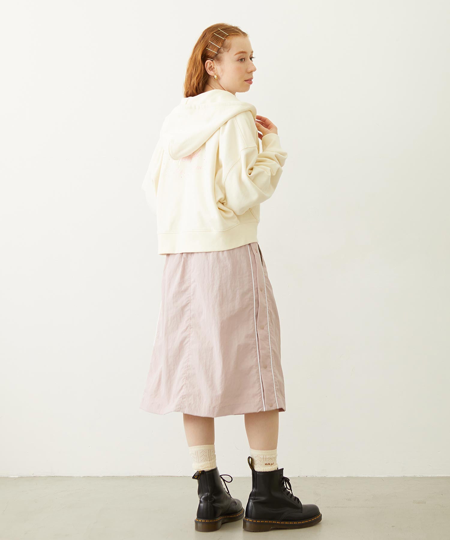 RHINESTONE LOGO SHORT ZIP UP HOODIE