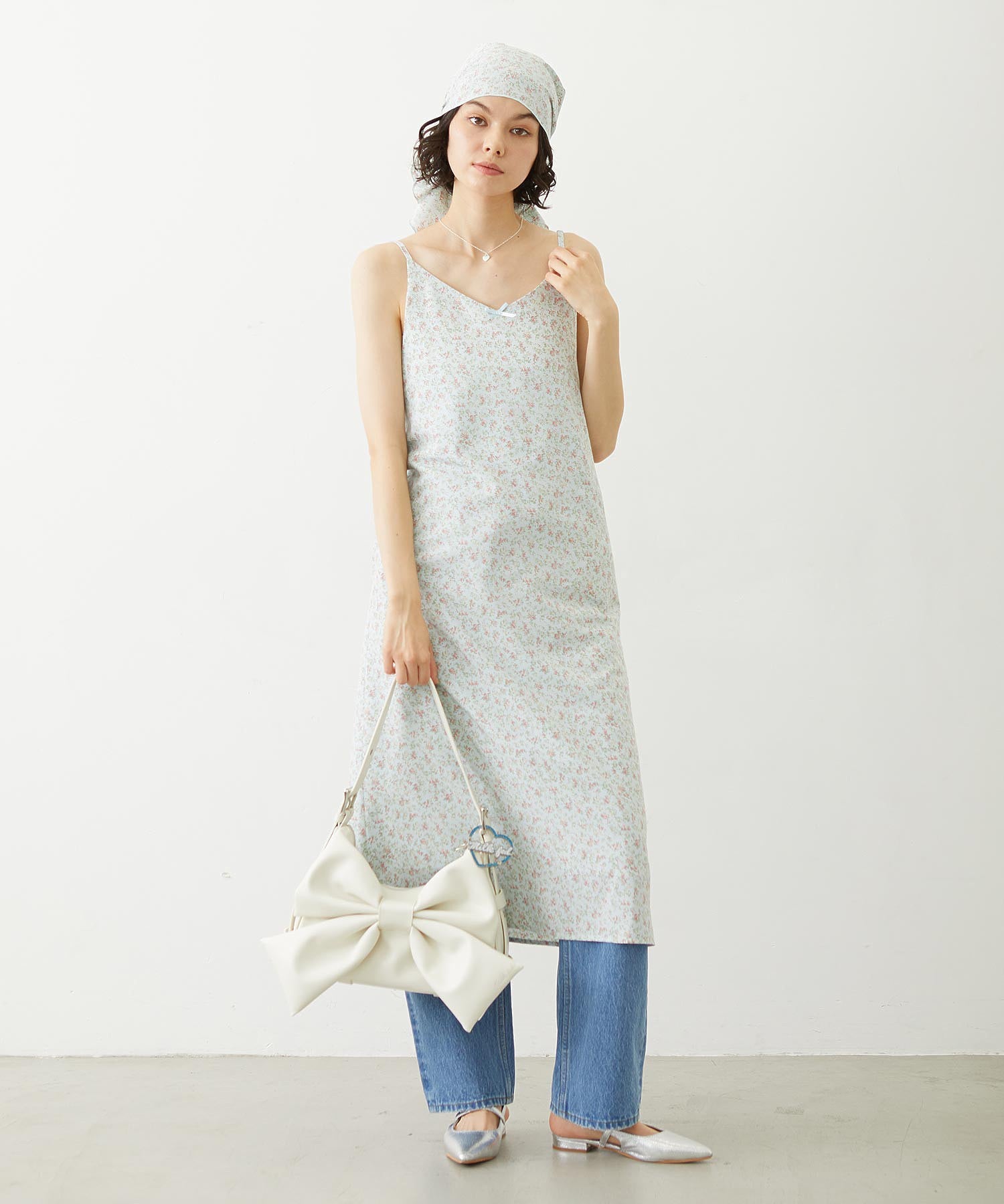 STRAIGHT DENIM PANTS