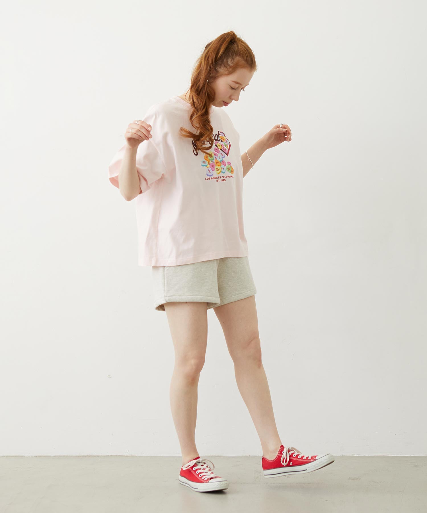 HEART TABLET WIDE S/S TEE