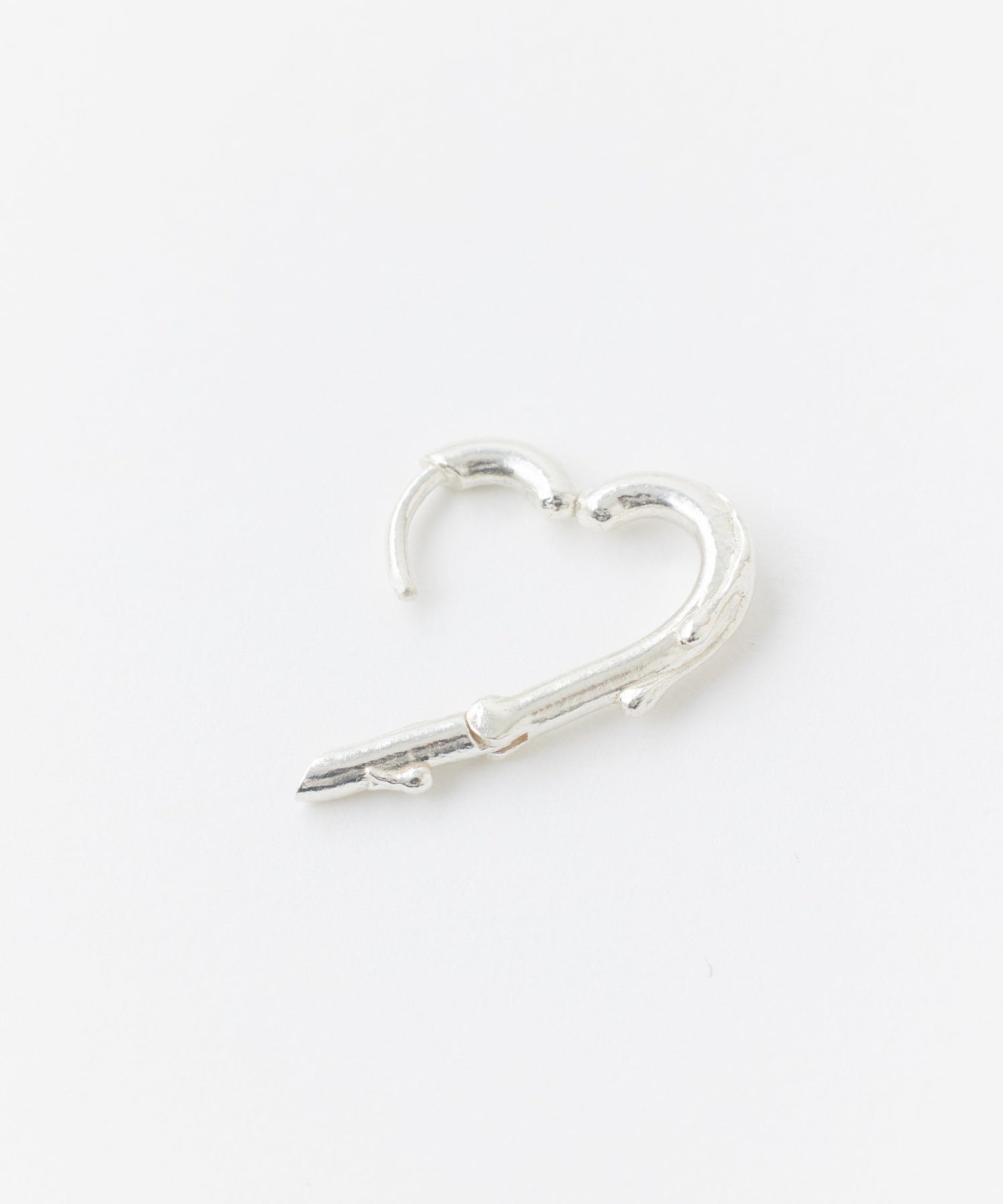 MILKFED. × LANIE MELTY HEART CHAIN EARRING