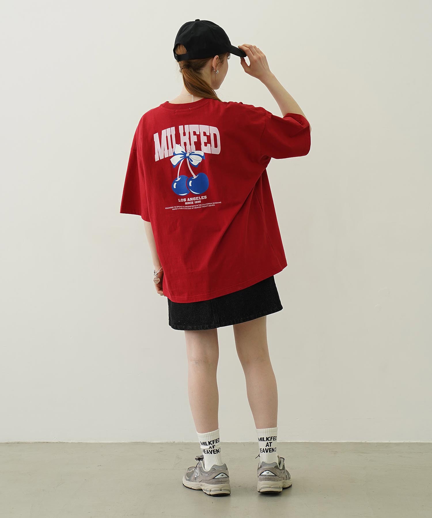 CHERRY AND RIBBON WIDE S/S TEE