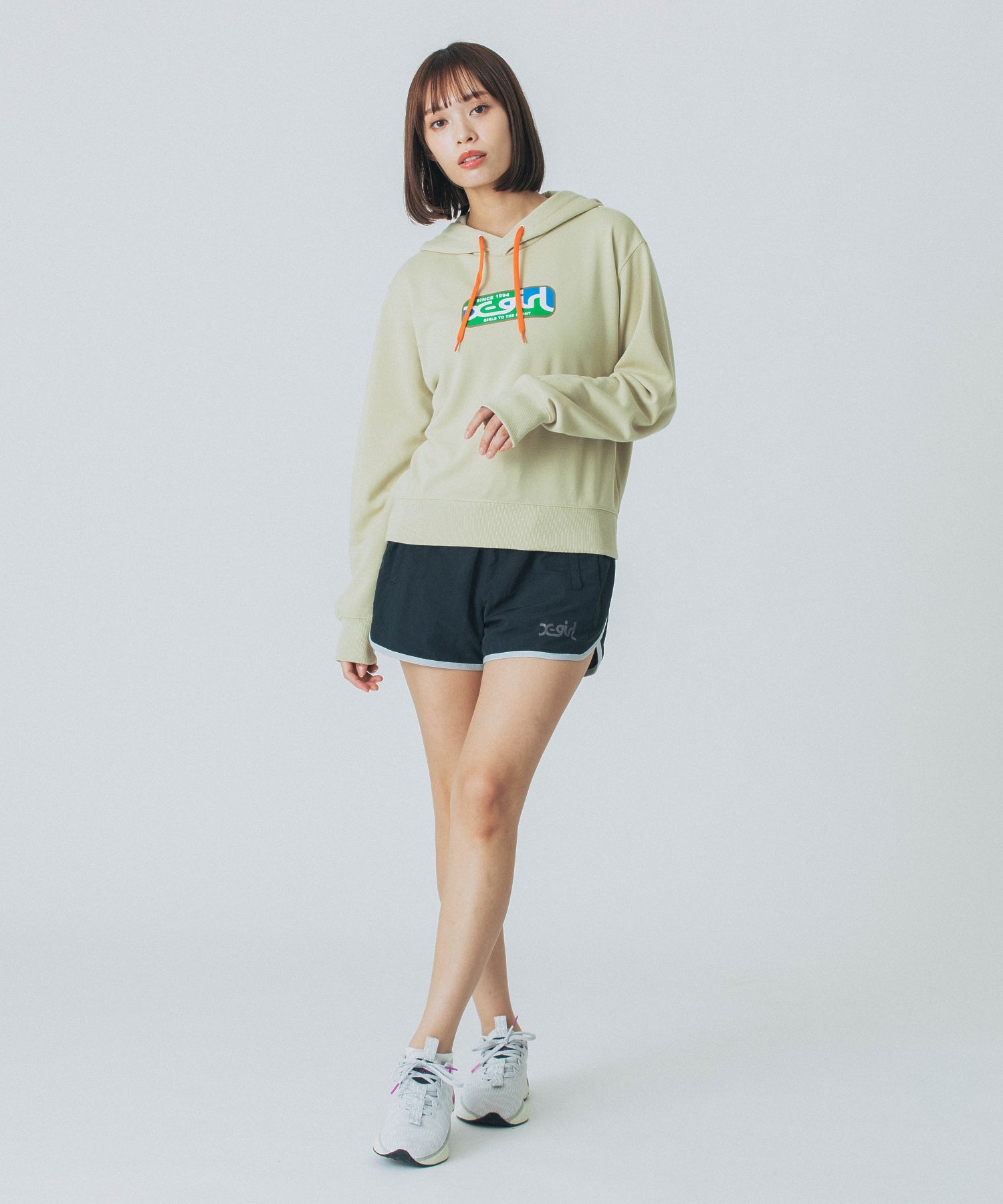 SHORT HOODIE SWEATSHIRT