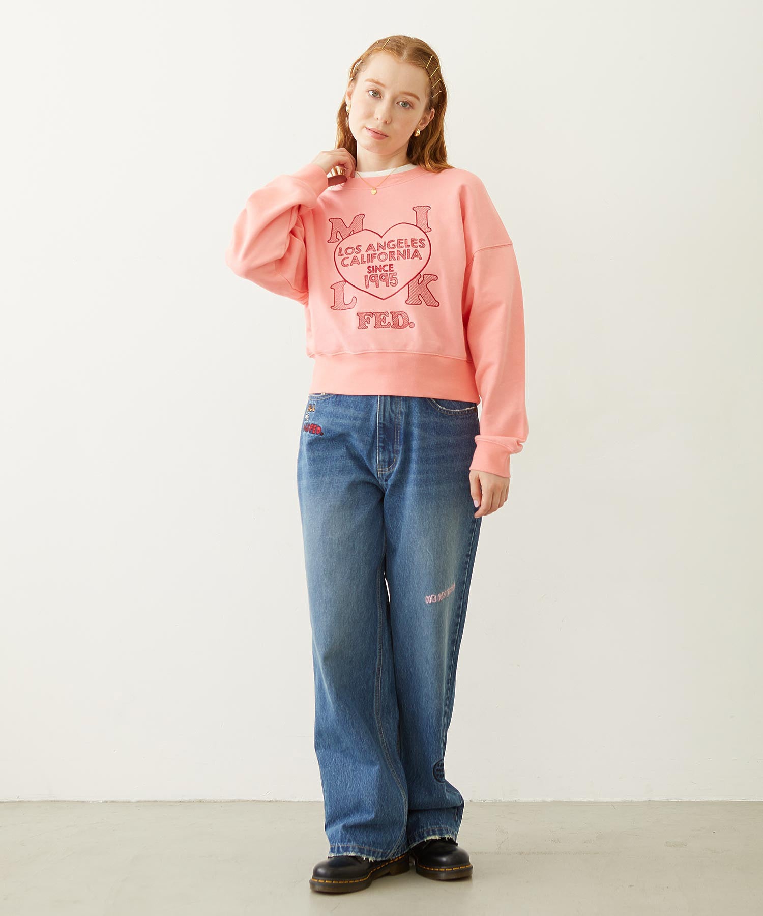 STITCHED HEART LOGO SHORT CREW SWEAT