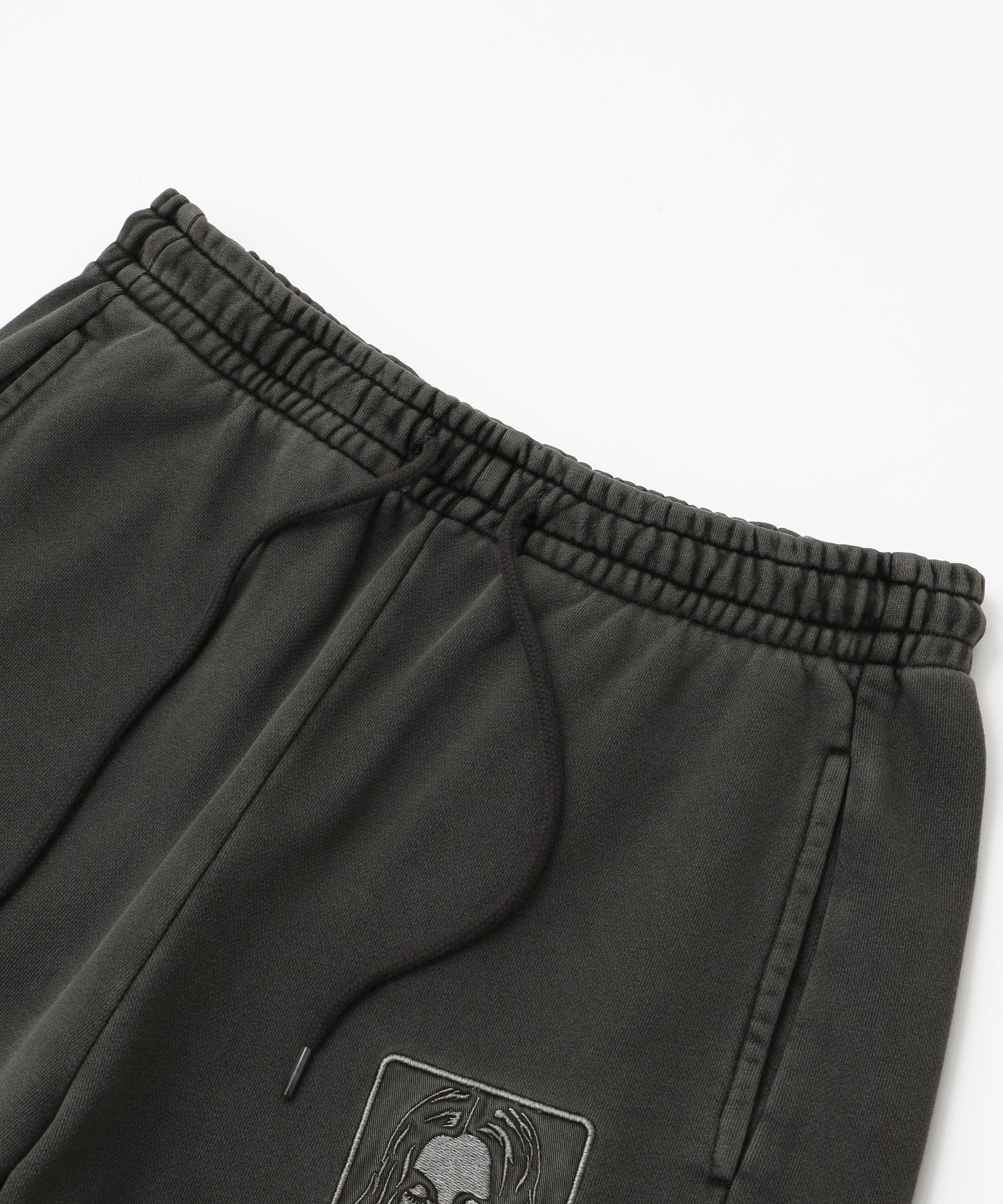 PIGMENT DYED FACE AND LOGO SQUARE PATCH SWEATPANTS