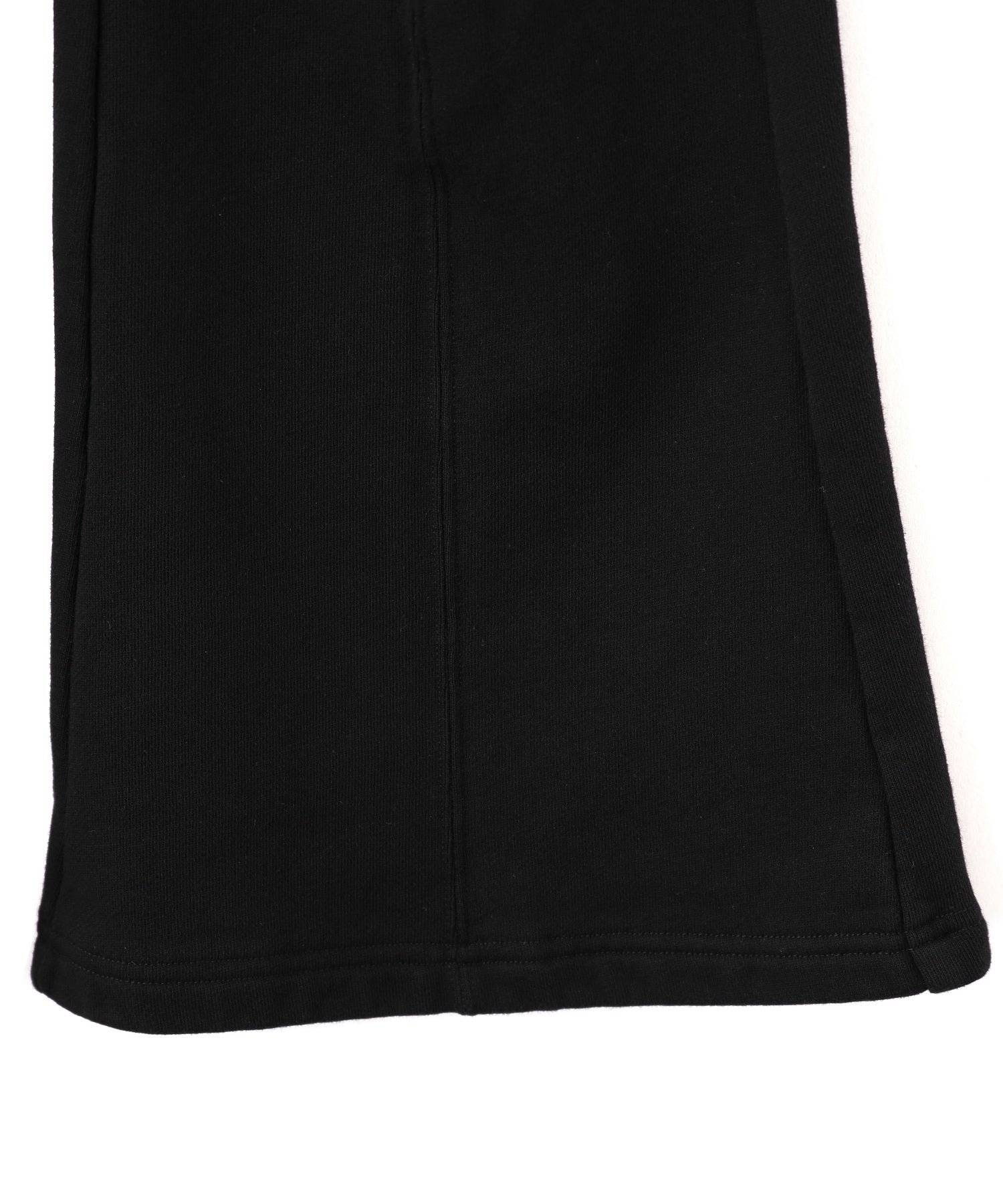 CARGO POCKET FLARE SWEAT PANTS