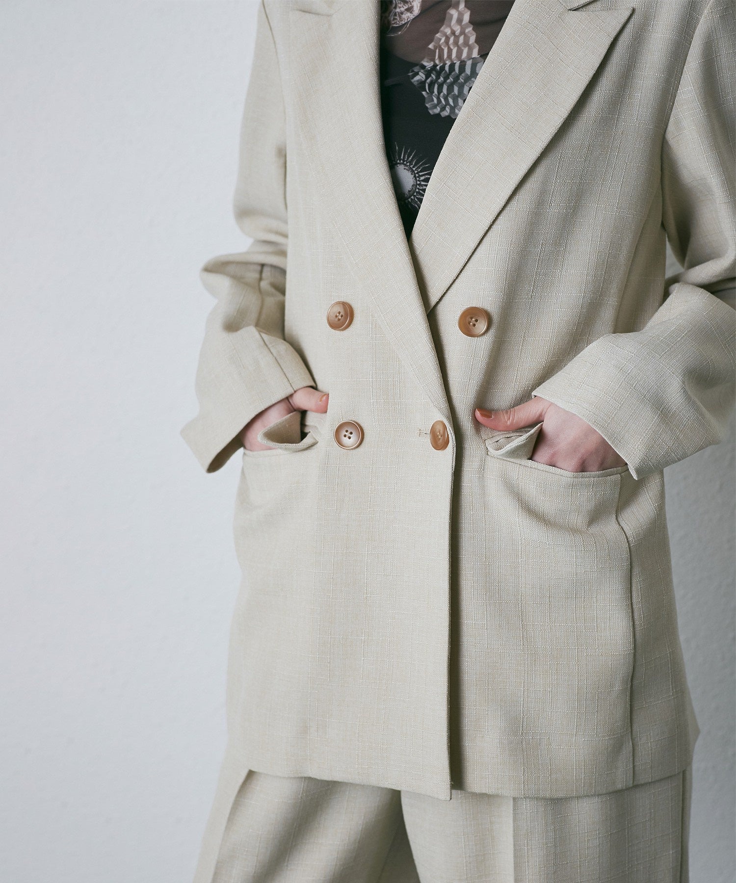 テーラードジャケット