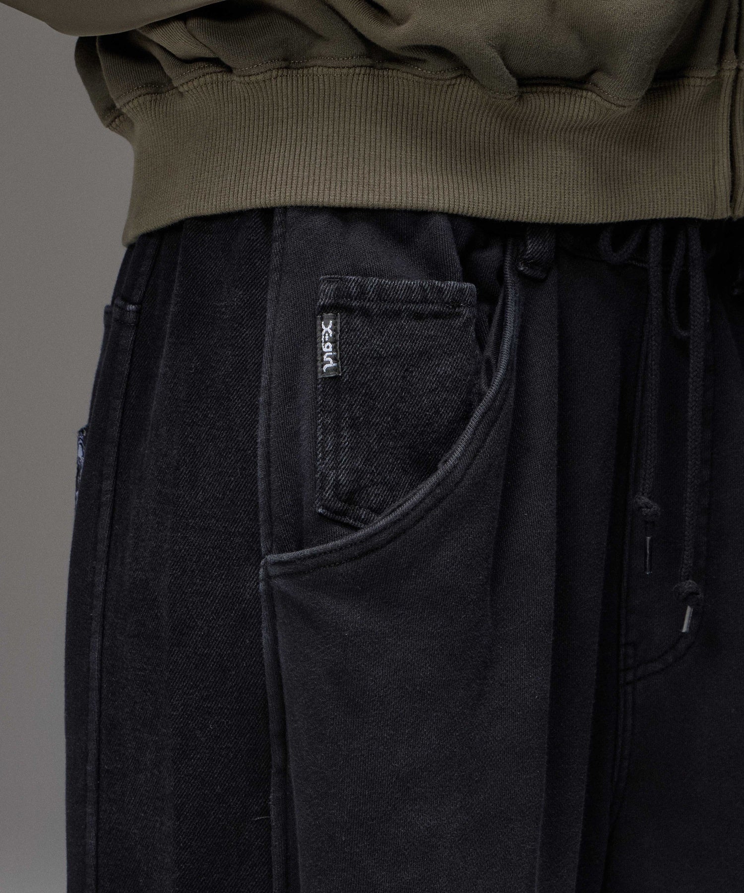 DENIM PANELED WIDE BAGGY SWEATPANTS