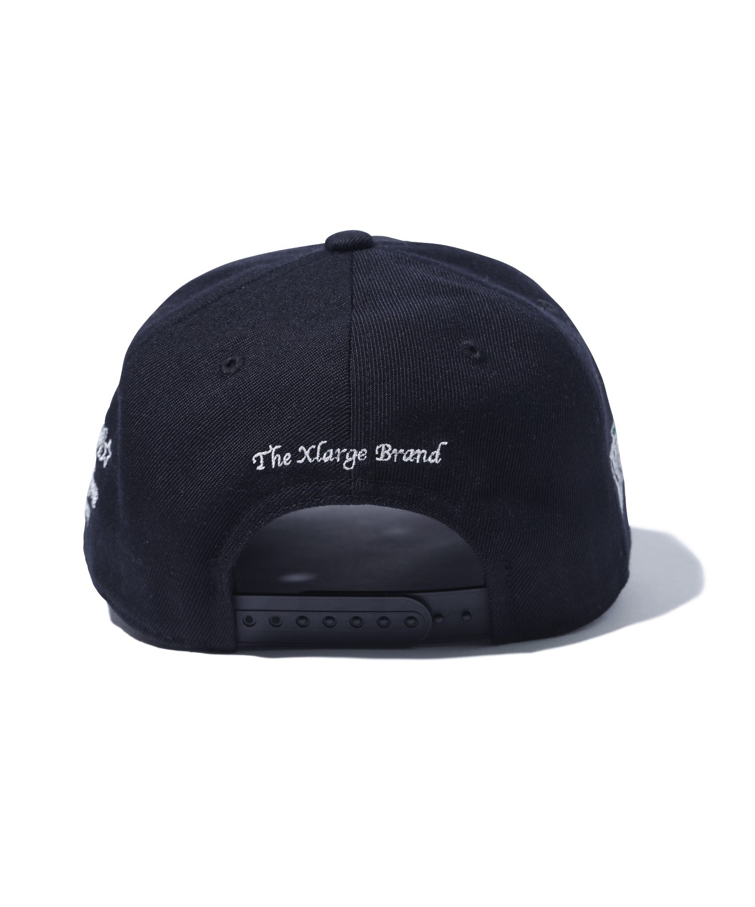 CLASSIC SNAPBACK CAP