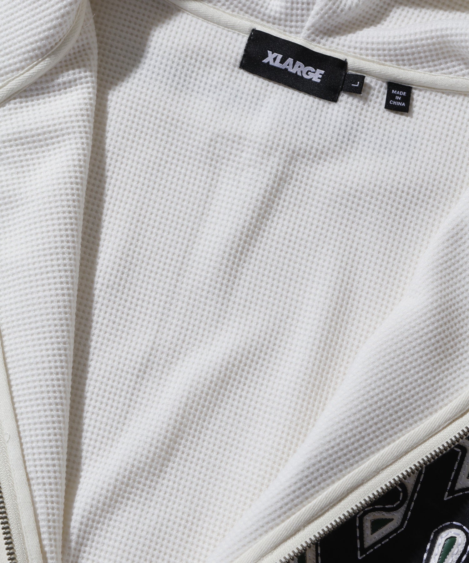 PATCHED THERMAL ZIP UP HOODED SWEATSHIRT