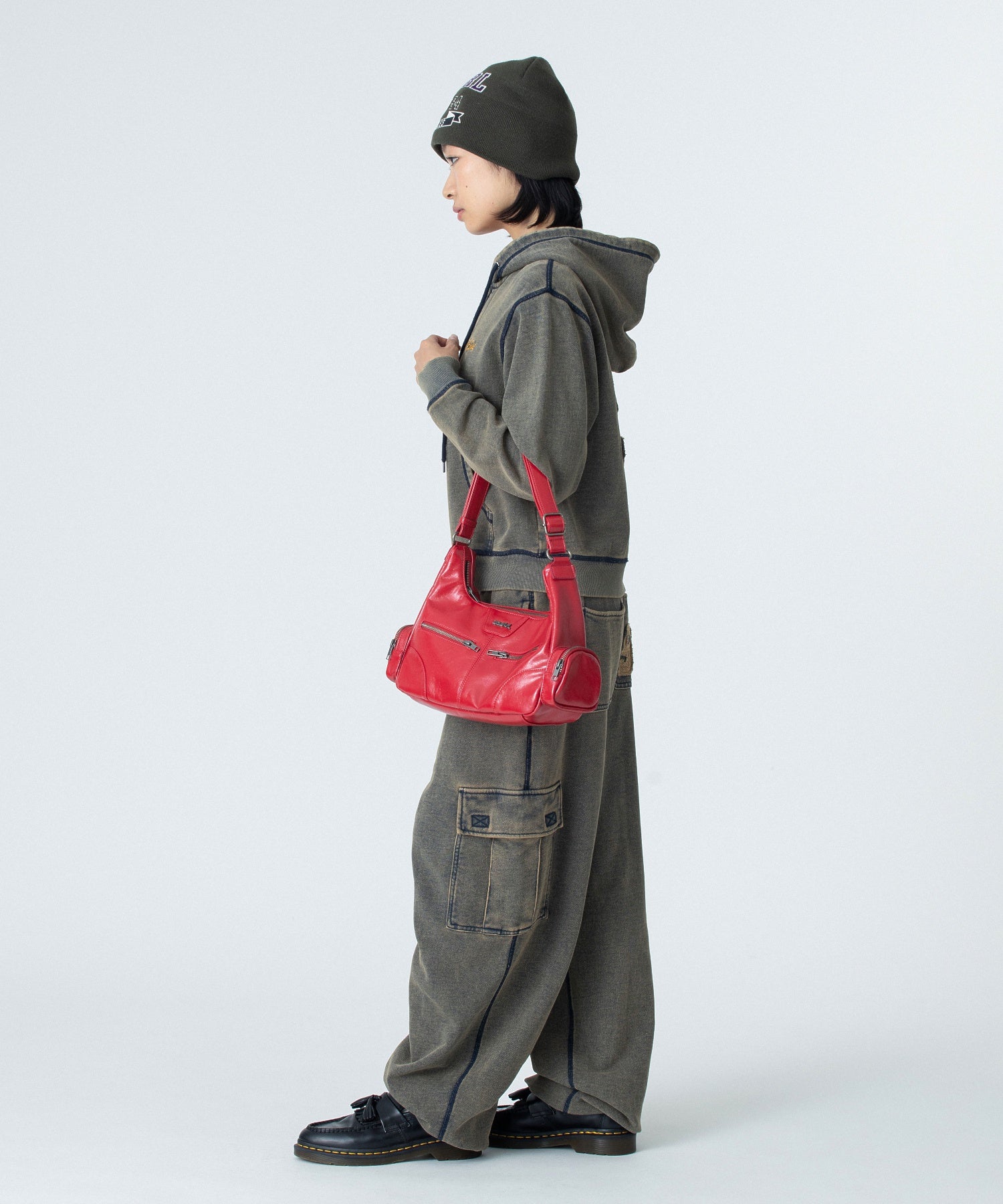 OVERDYED NUMBER PATCH CARGO SWEATPANTS