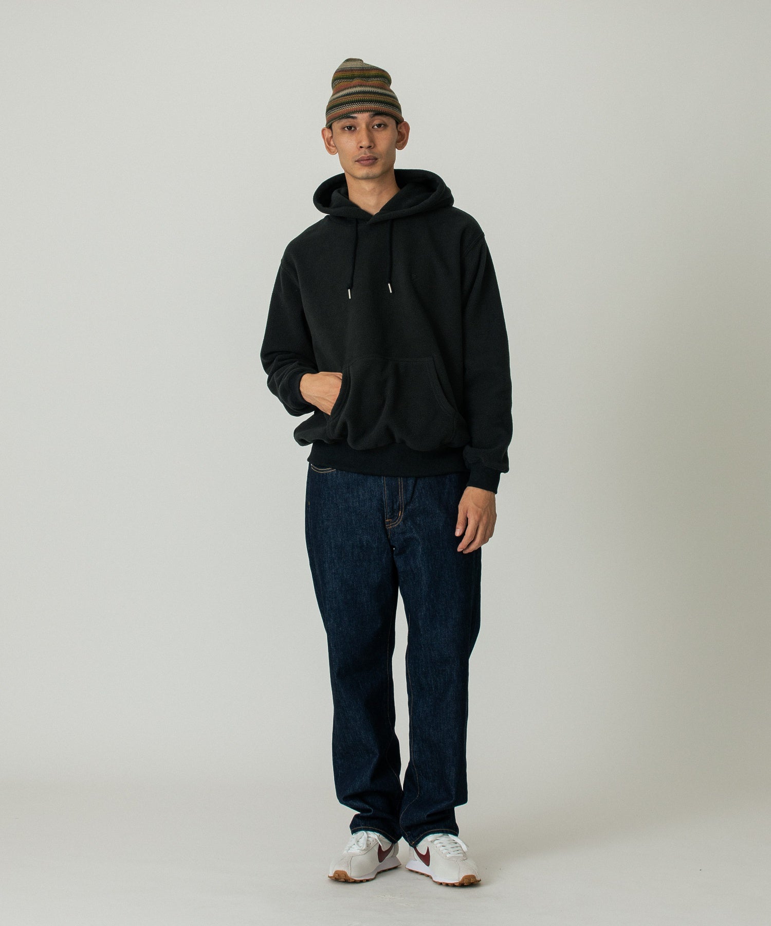 FLEECE SWEATSHIRT