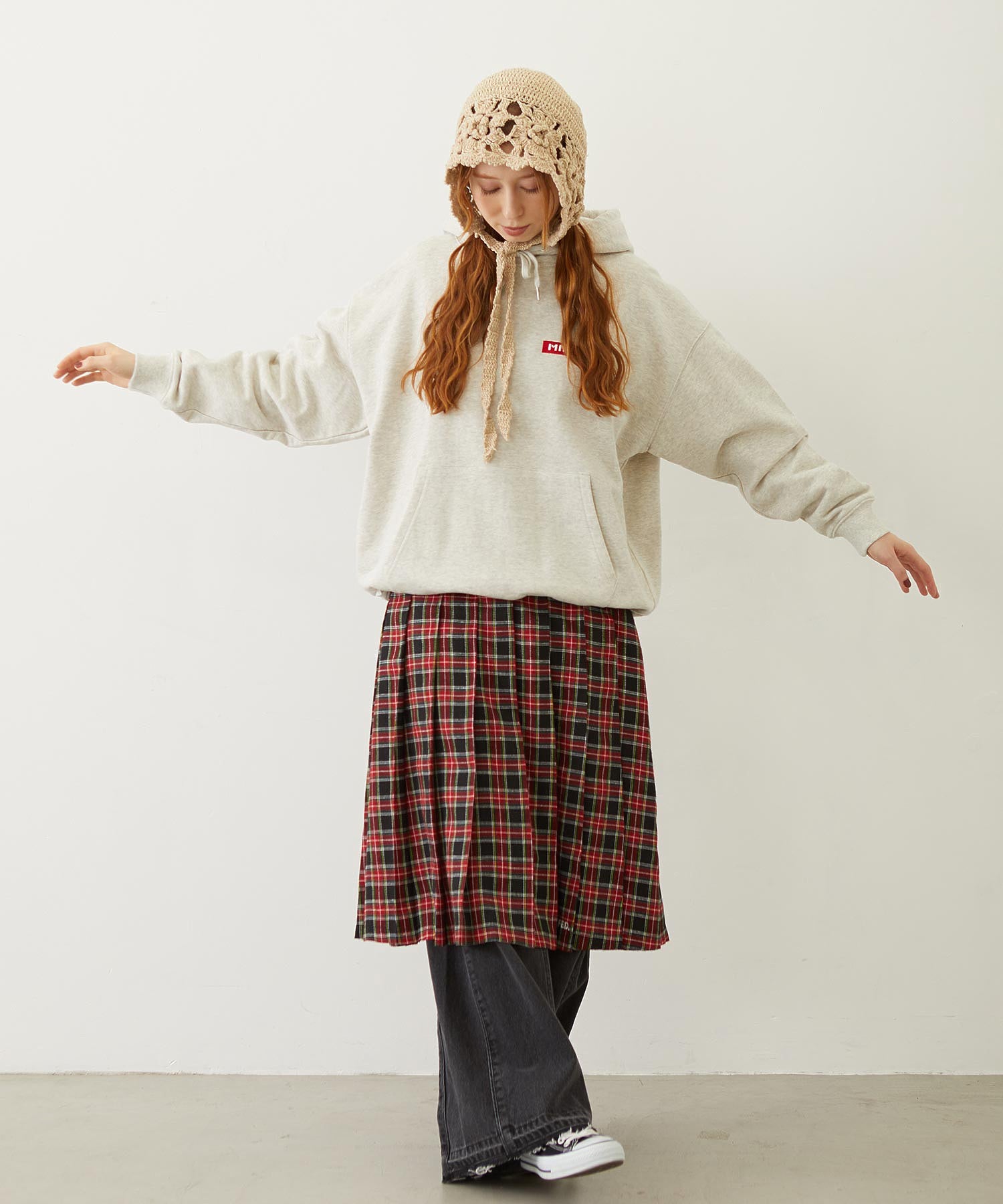FLOWER KNIT BONNET