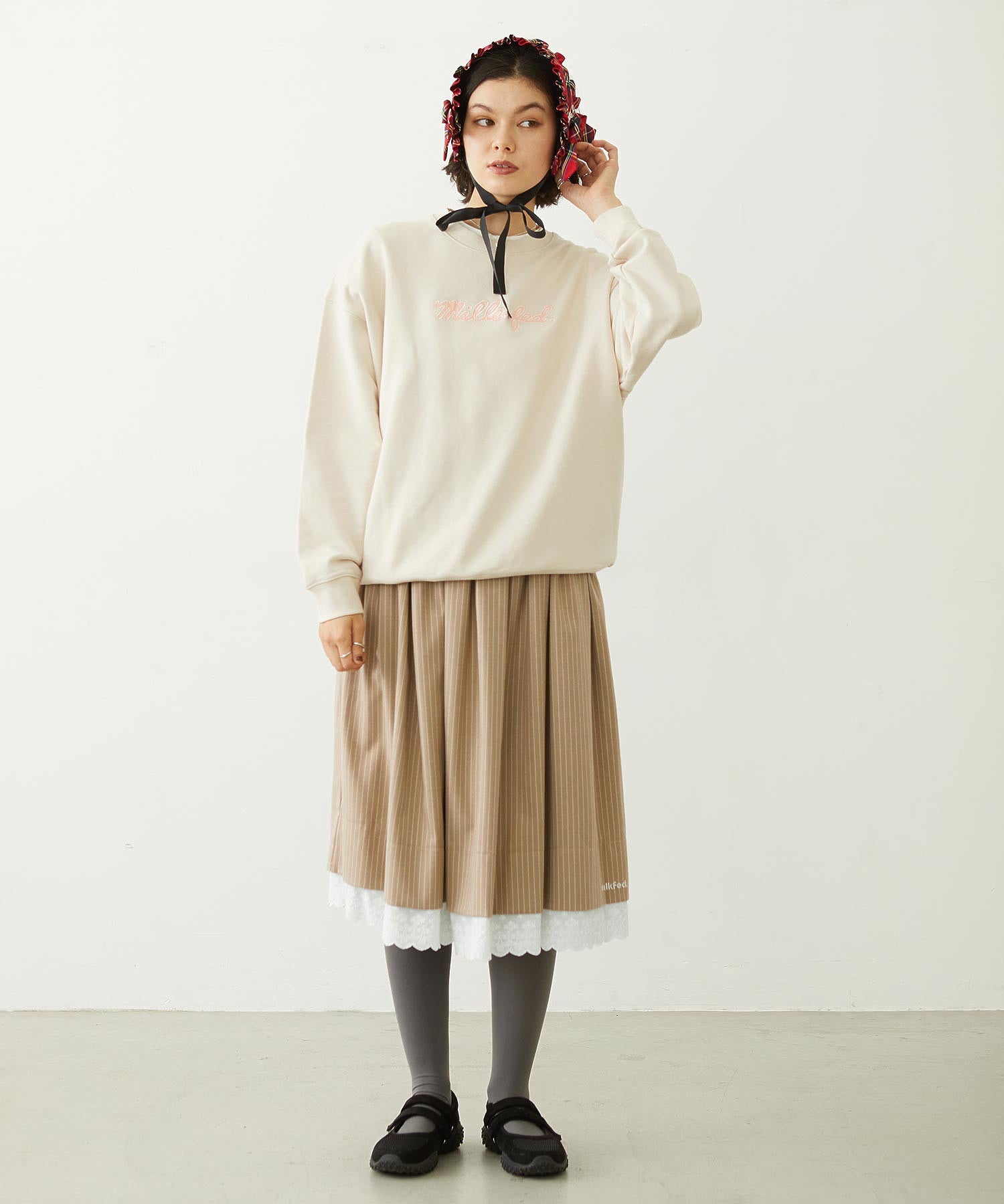 ICING LOGO SAGARA WIDE CREW SWEAT TOP
