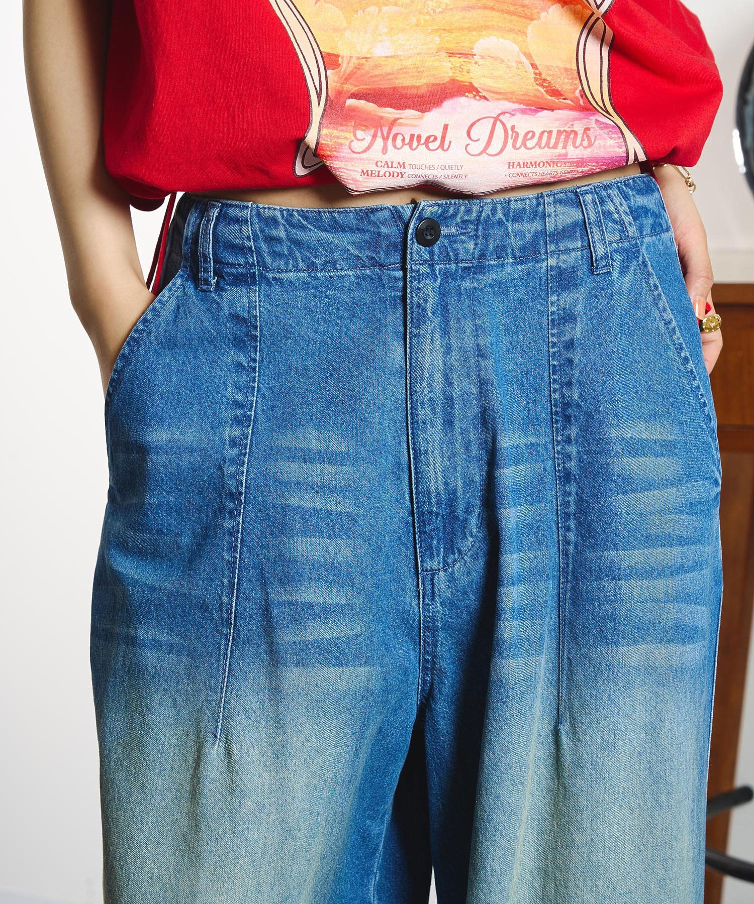 DENIM/BACK SATIN PANTS